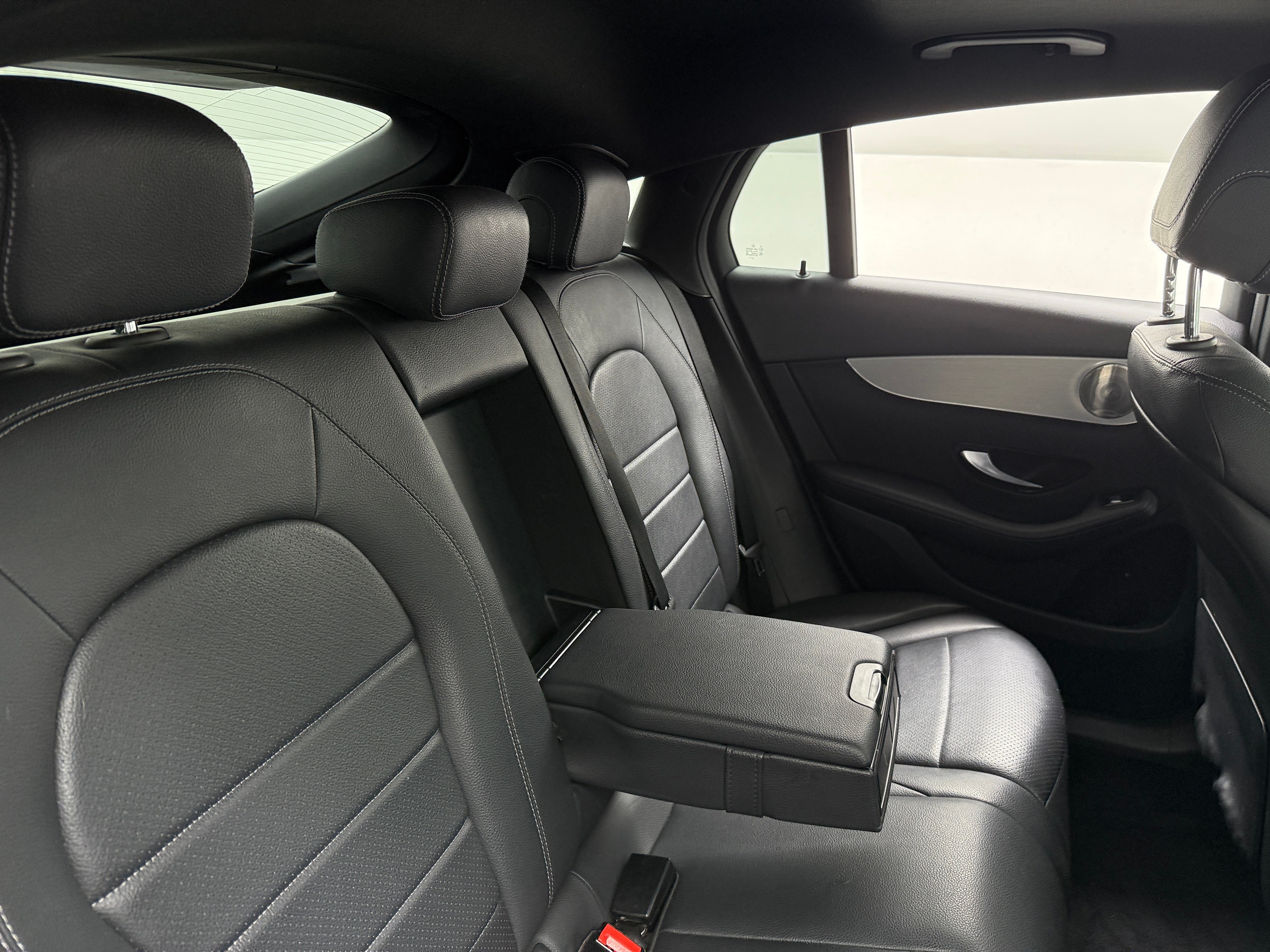 2021 Mercedes-Benz GLC 300 5
