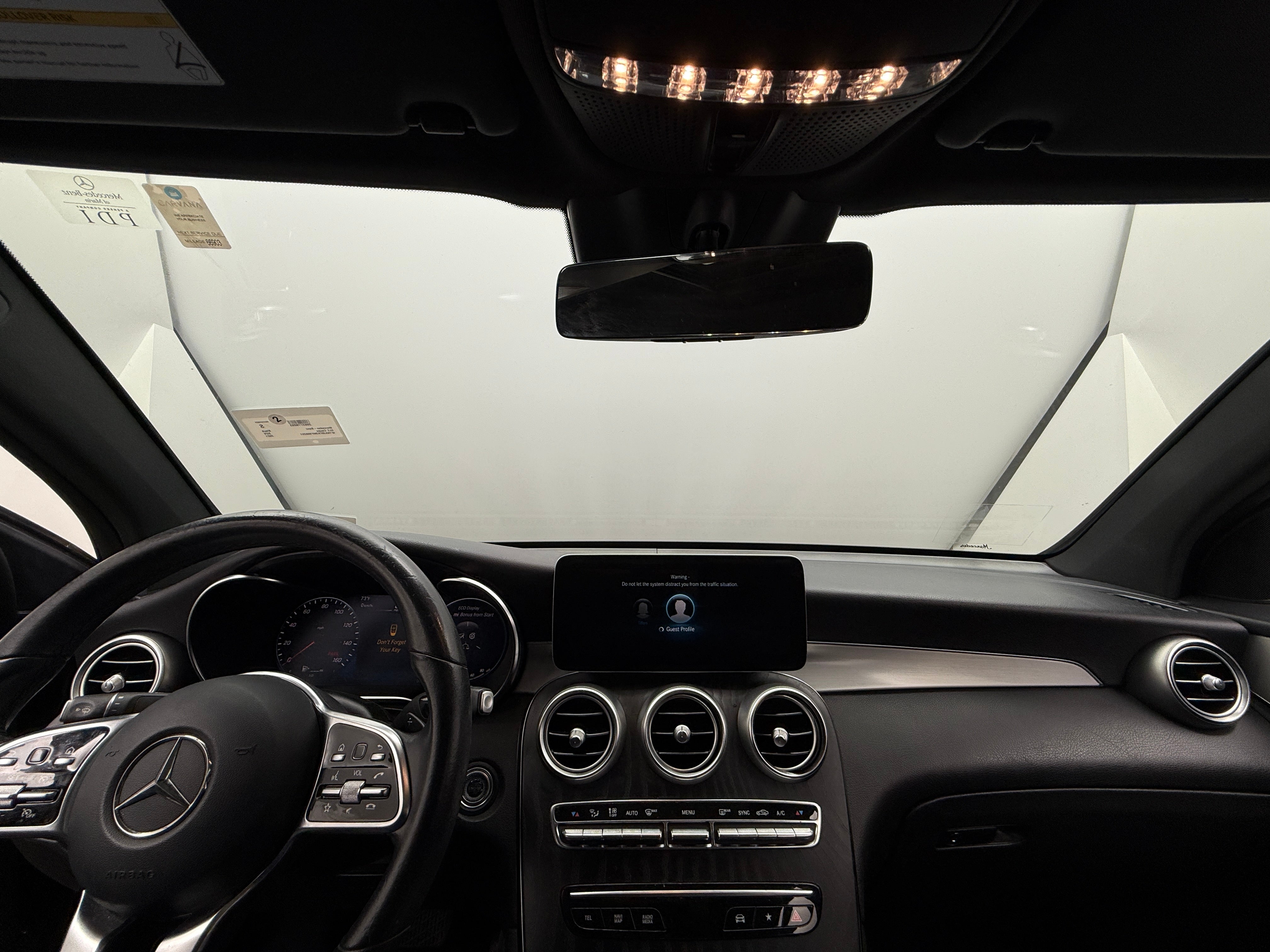 2021 Mercedes-Benz GLC 300 2