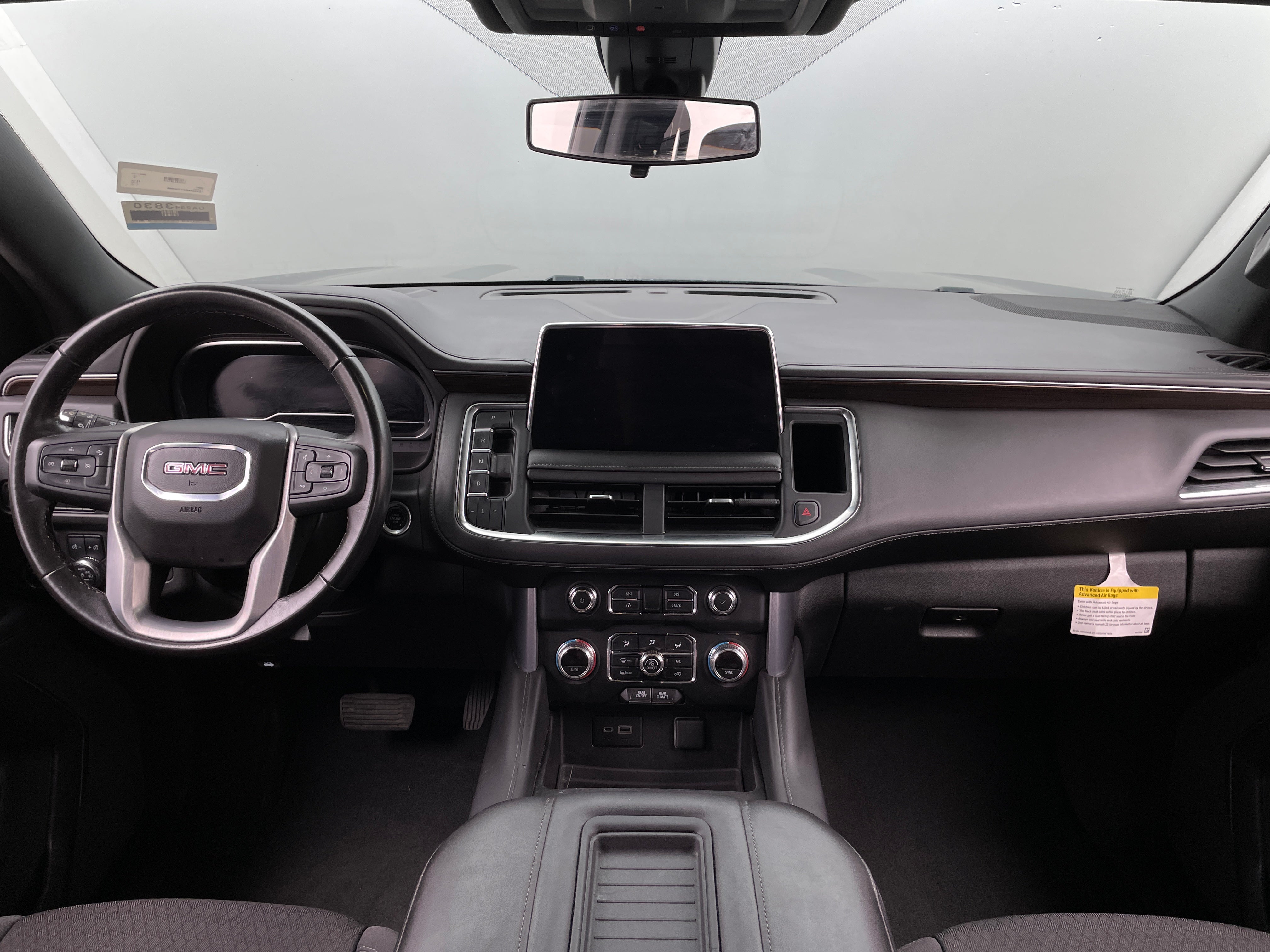 2022 GMC Yukon SLE 3