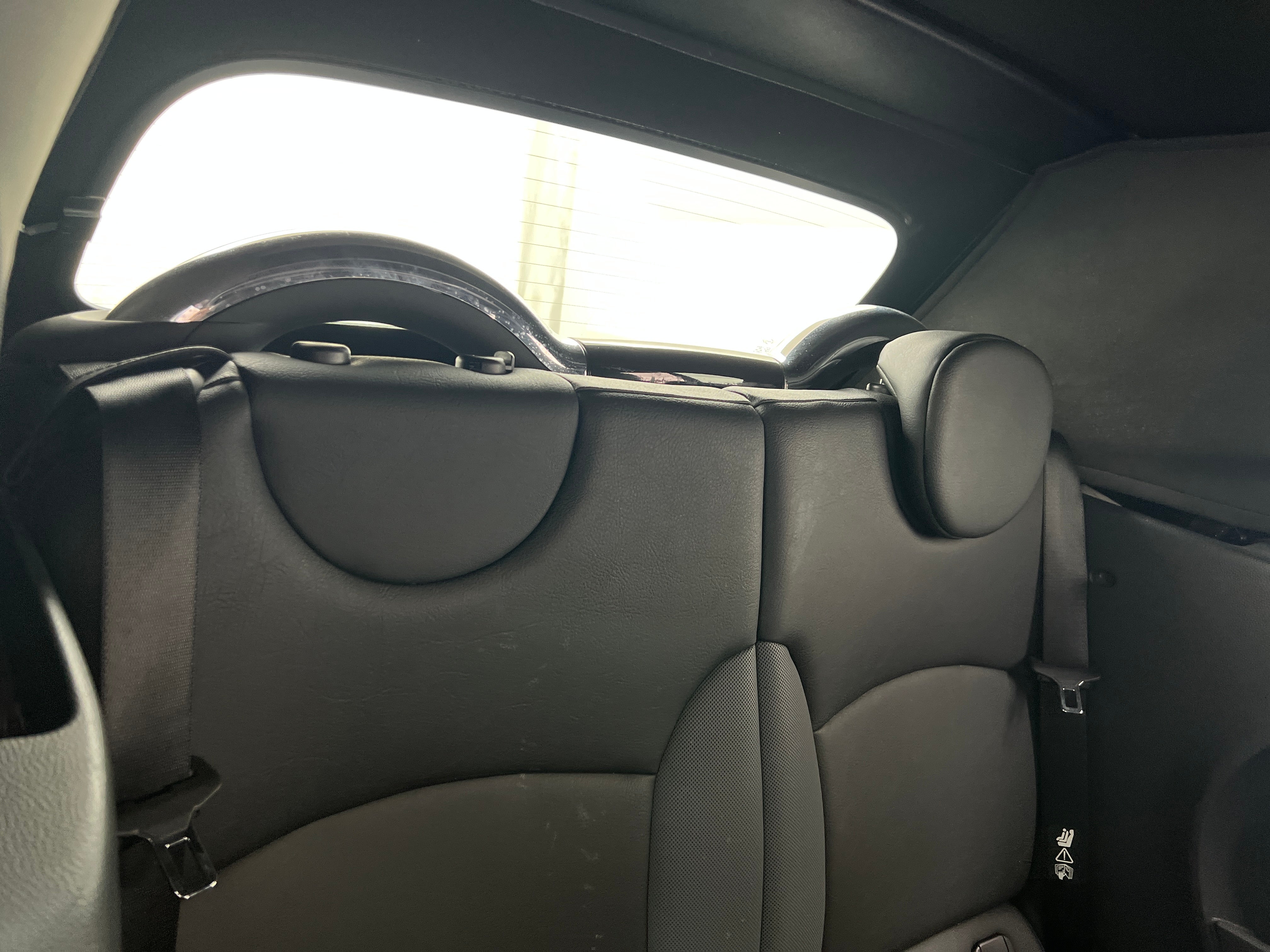 2010 MINI Cooper Convertible  5