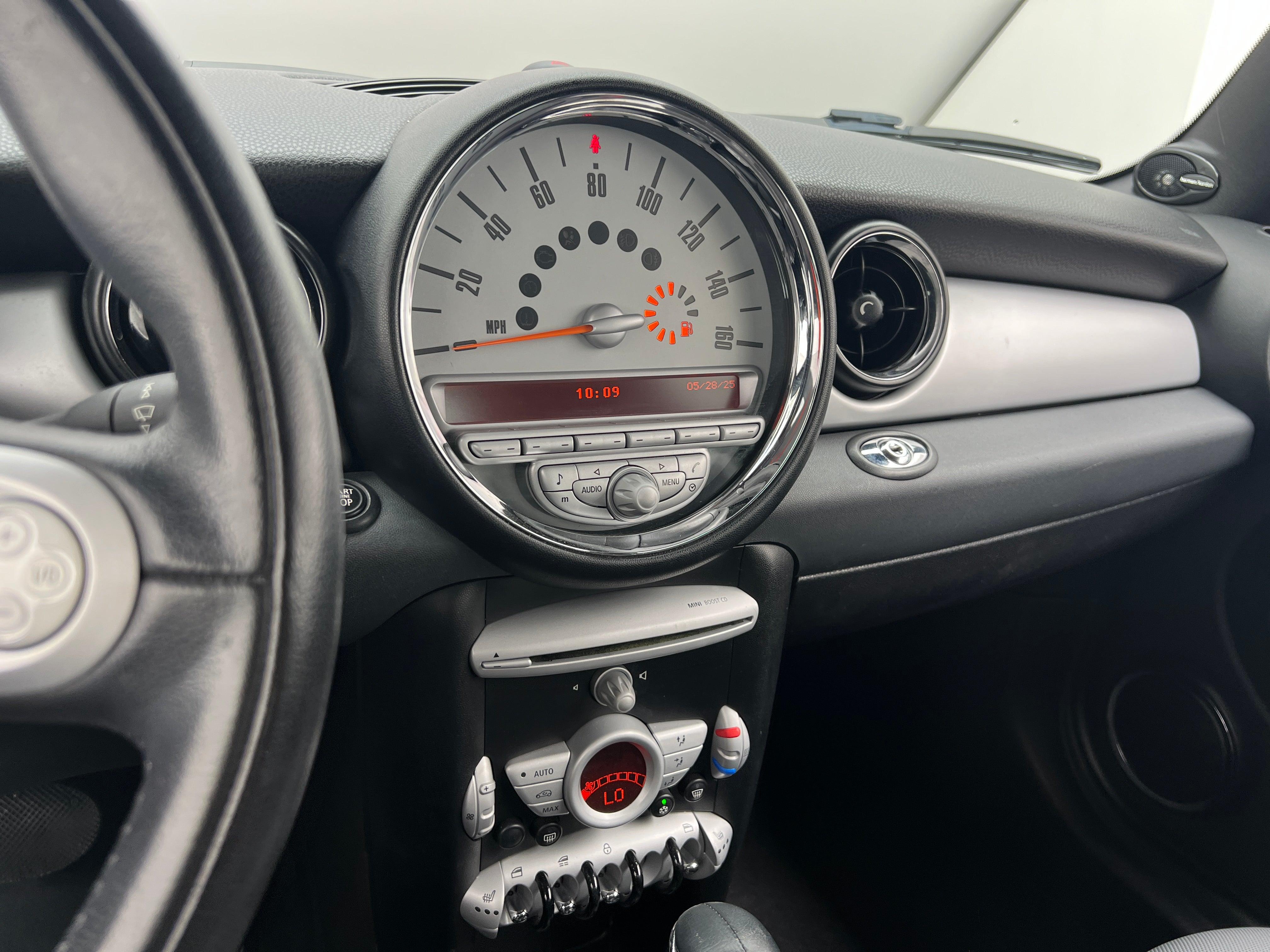 2010 MINI Cooper Convertible  3
