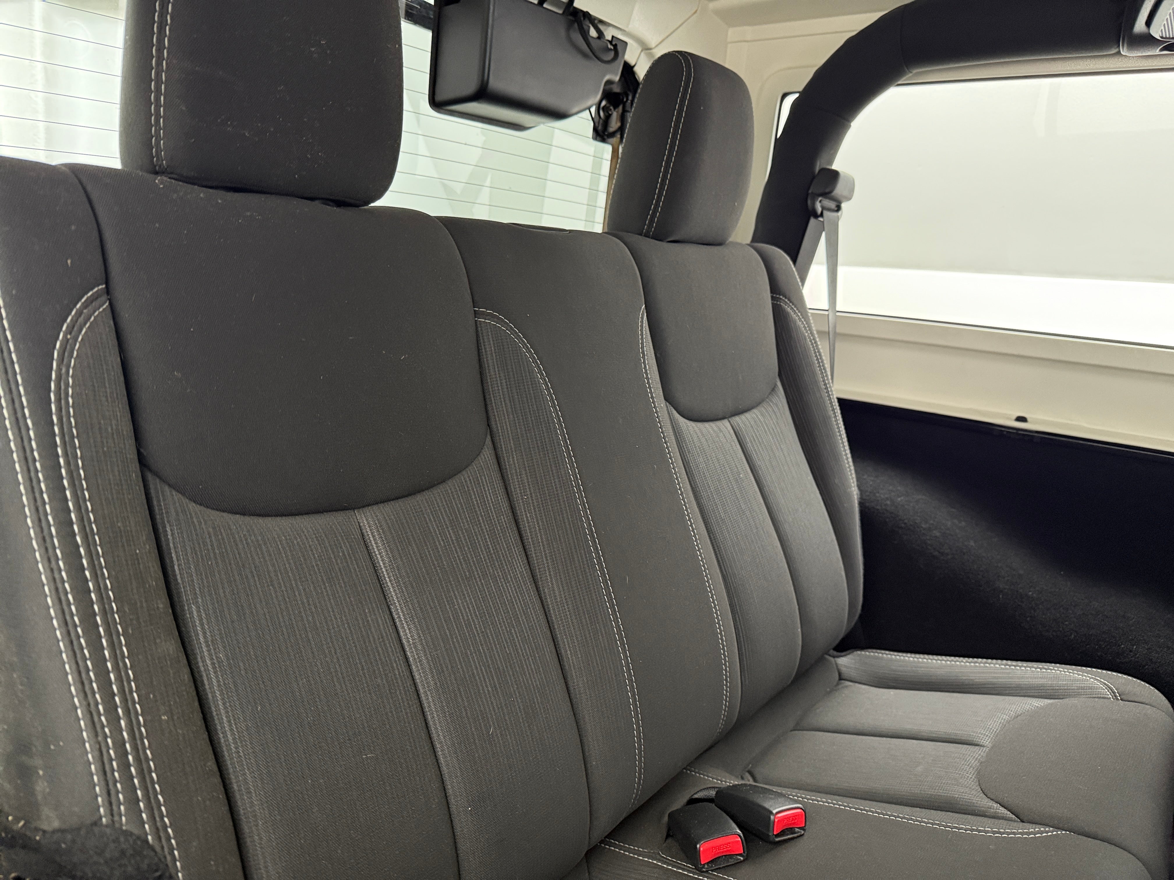 2018 Jeep Wrangler Sahara 6