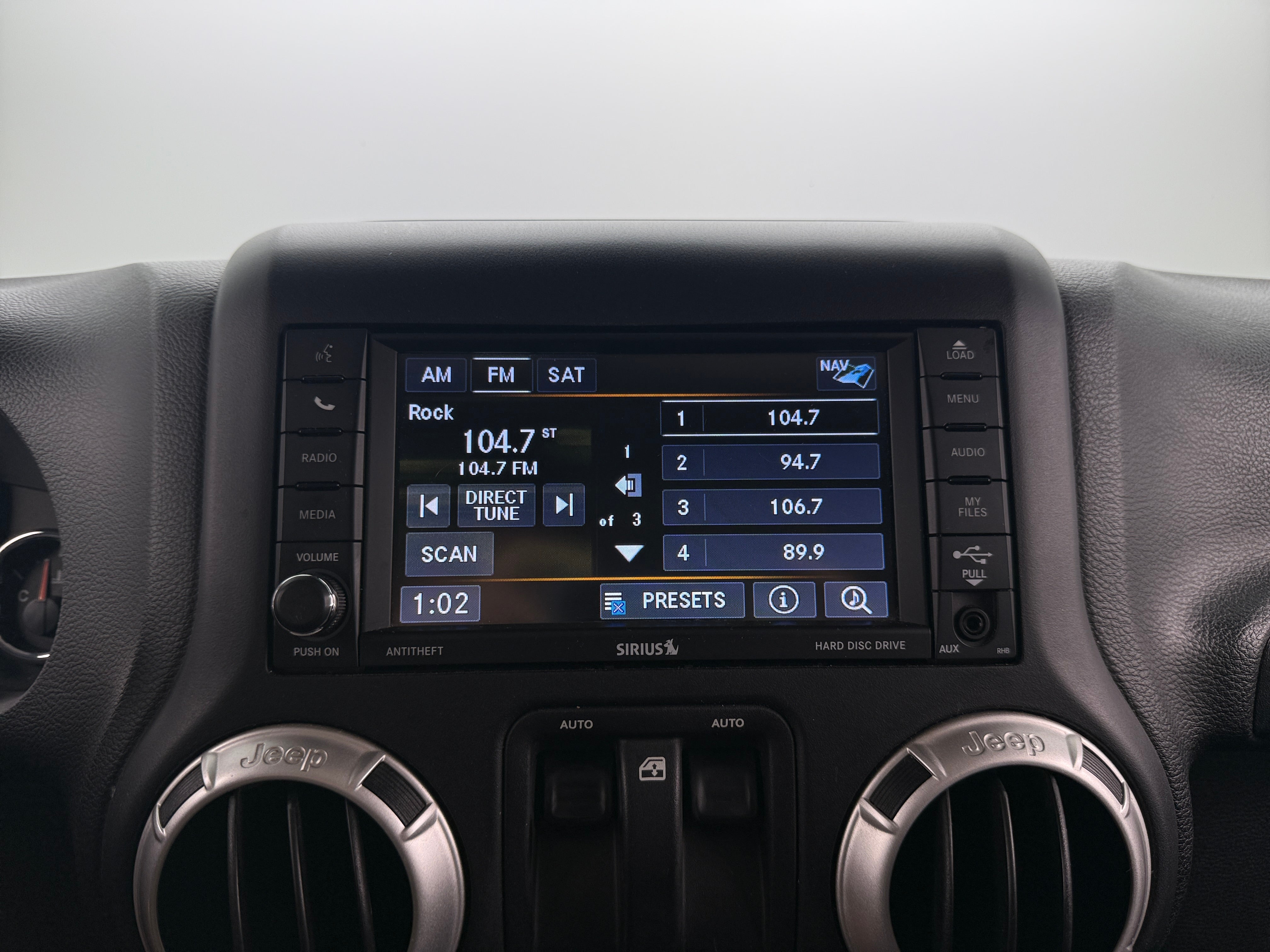 2018 Jeep Wrangler Sahara 4