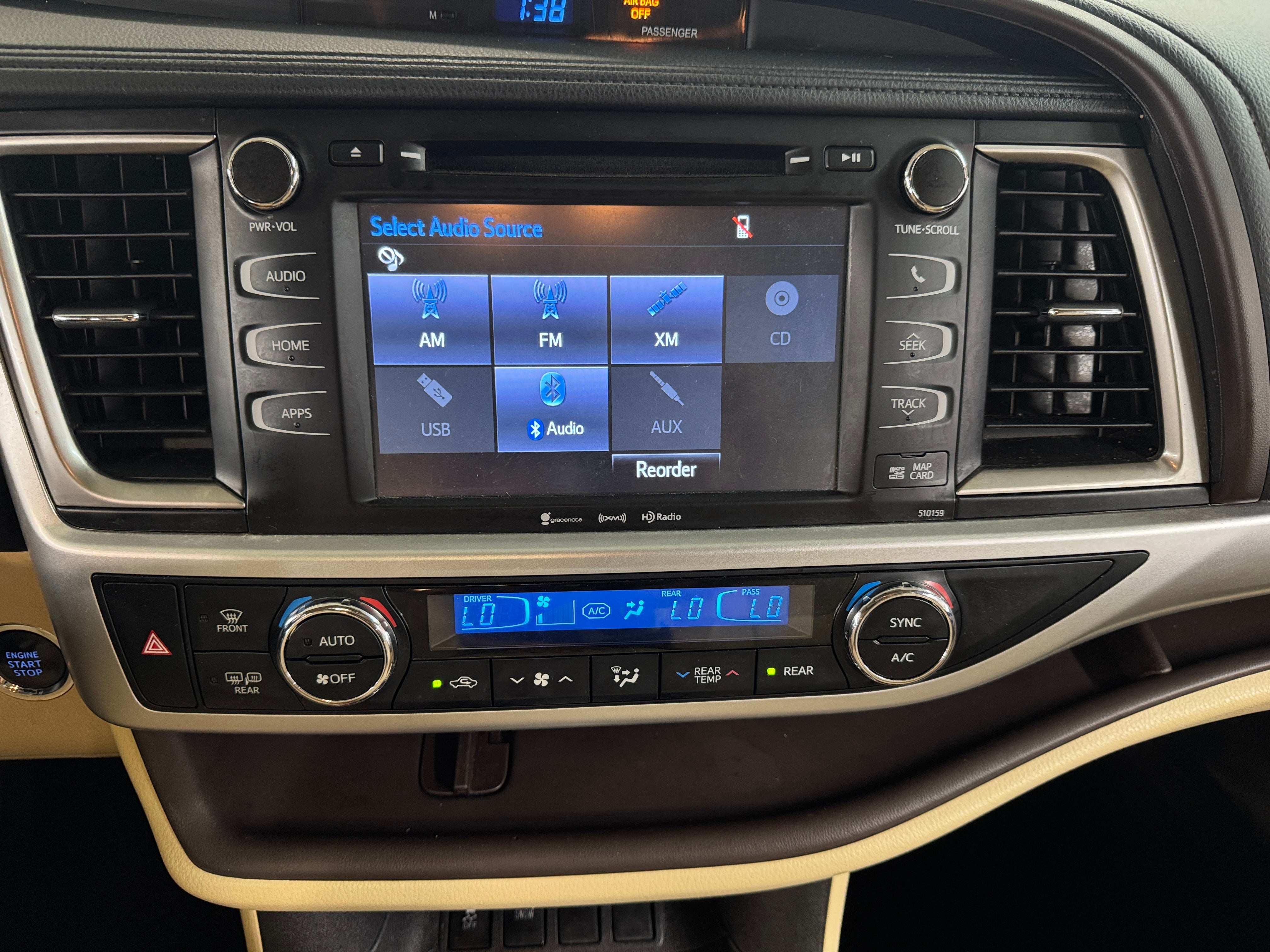 2016 Toyota Highlander XLE 3