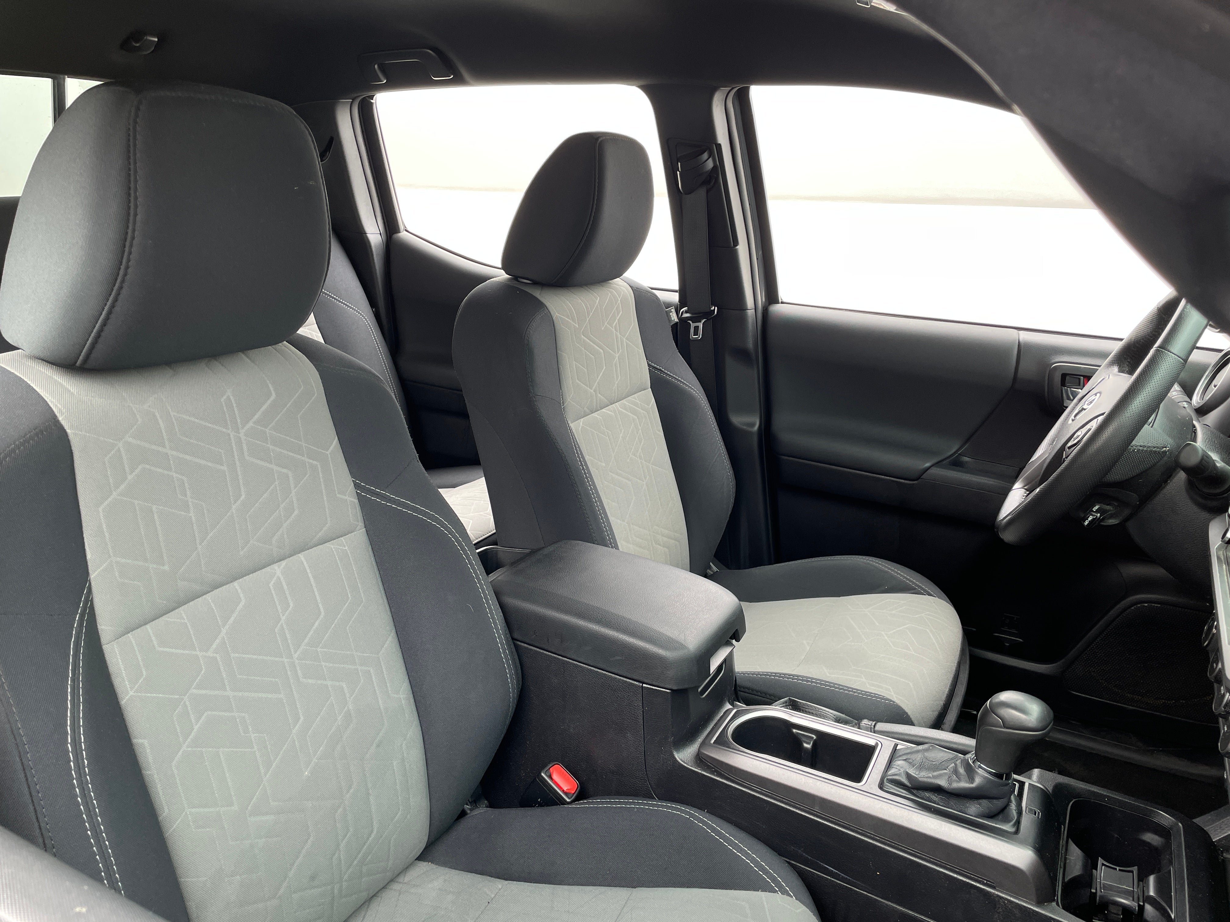 2021 Toyota Tacoma TRD Off-Road 2