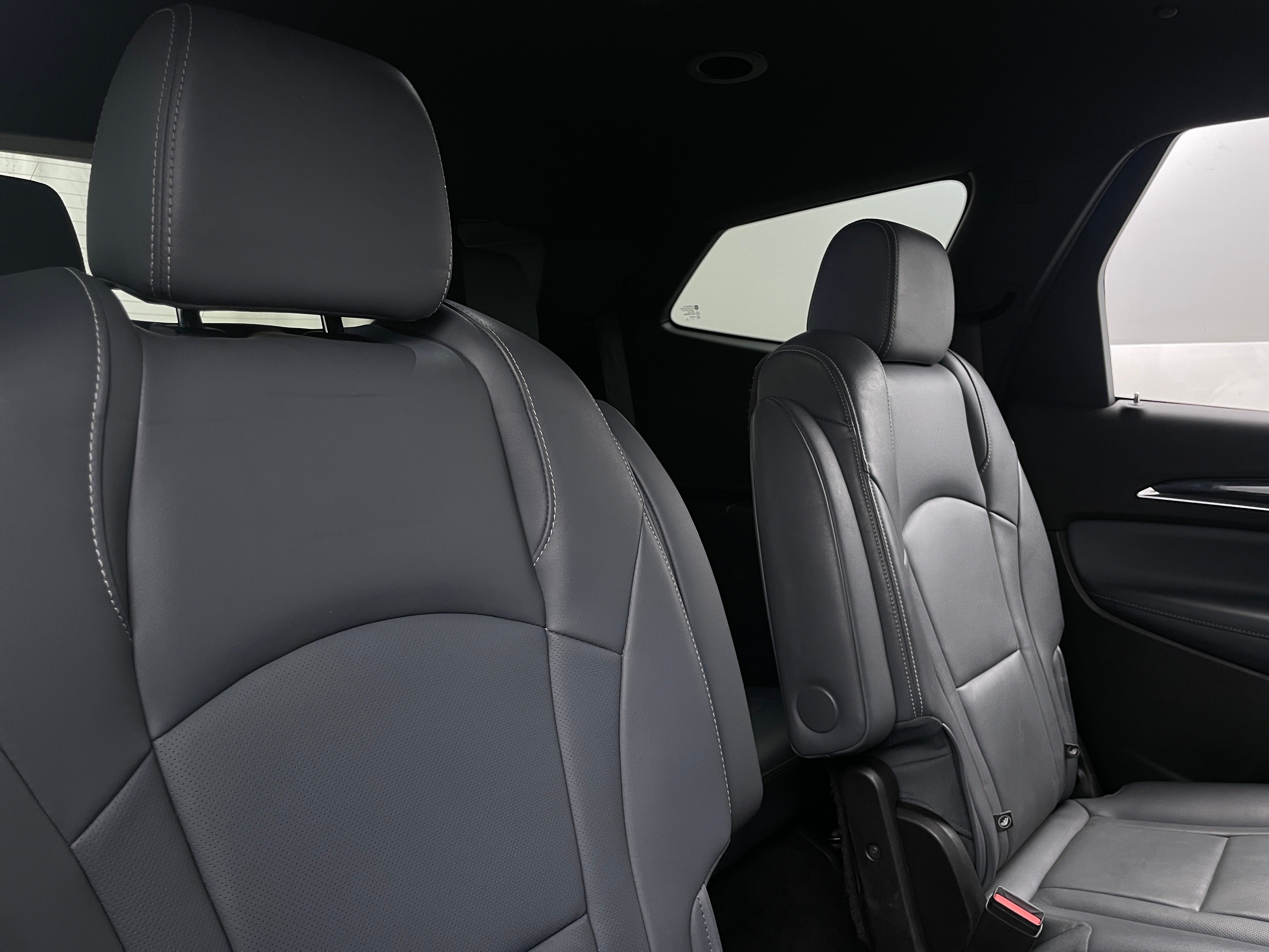 2022 Buick Enclave Essence 5