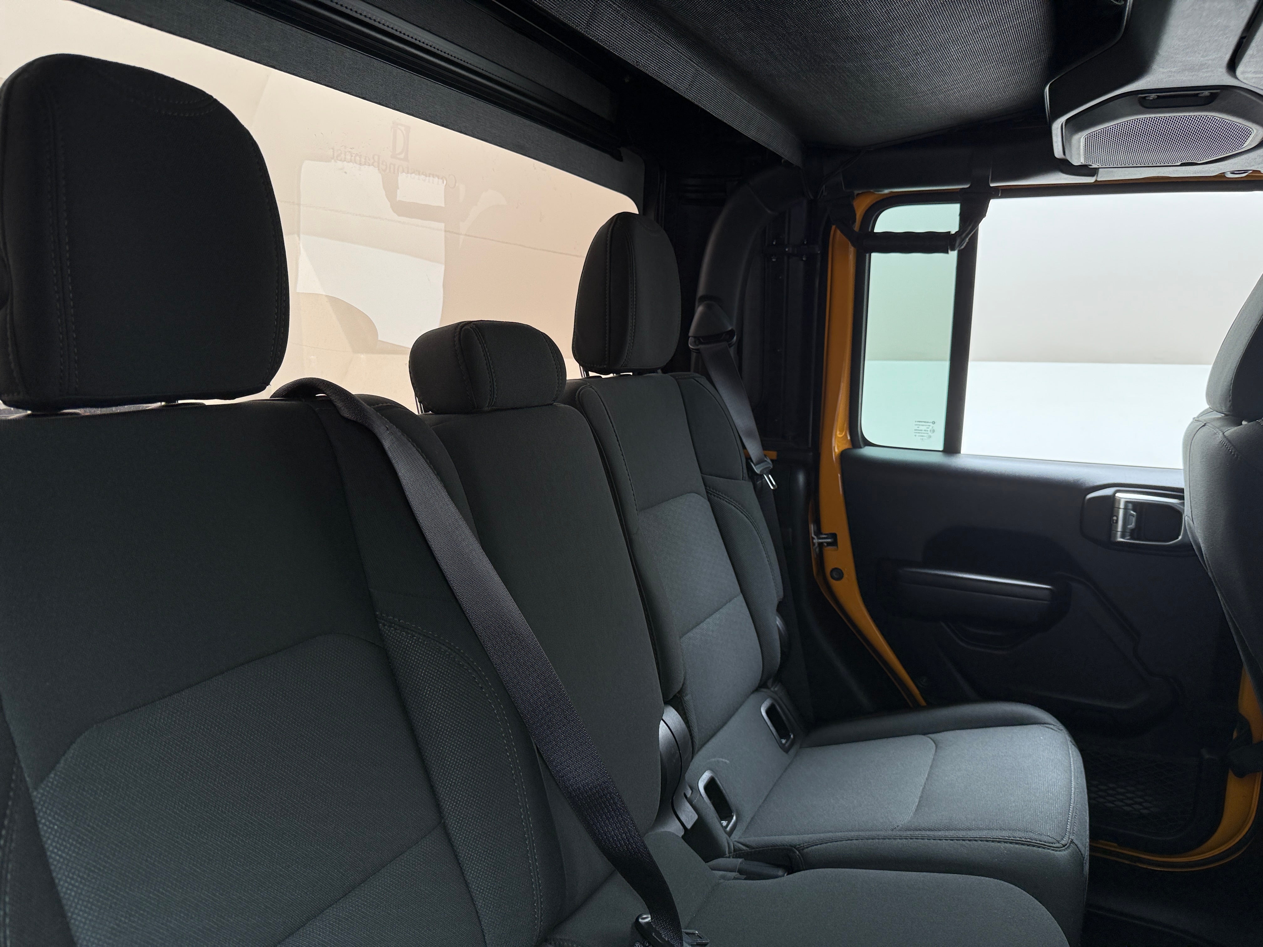 2021 Jeep Gladiator Willys 6