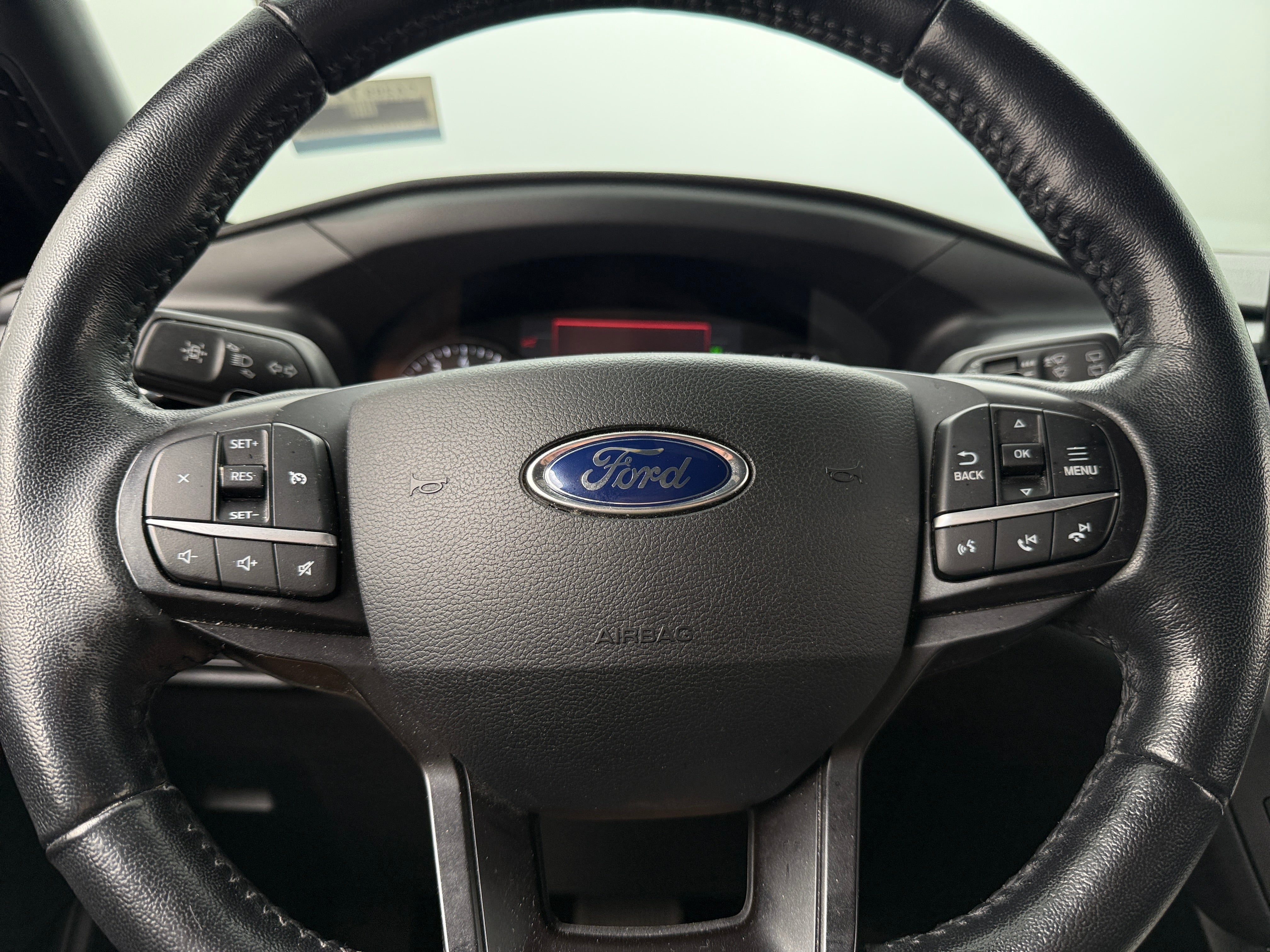 2020 Ford Explorer XLT 5