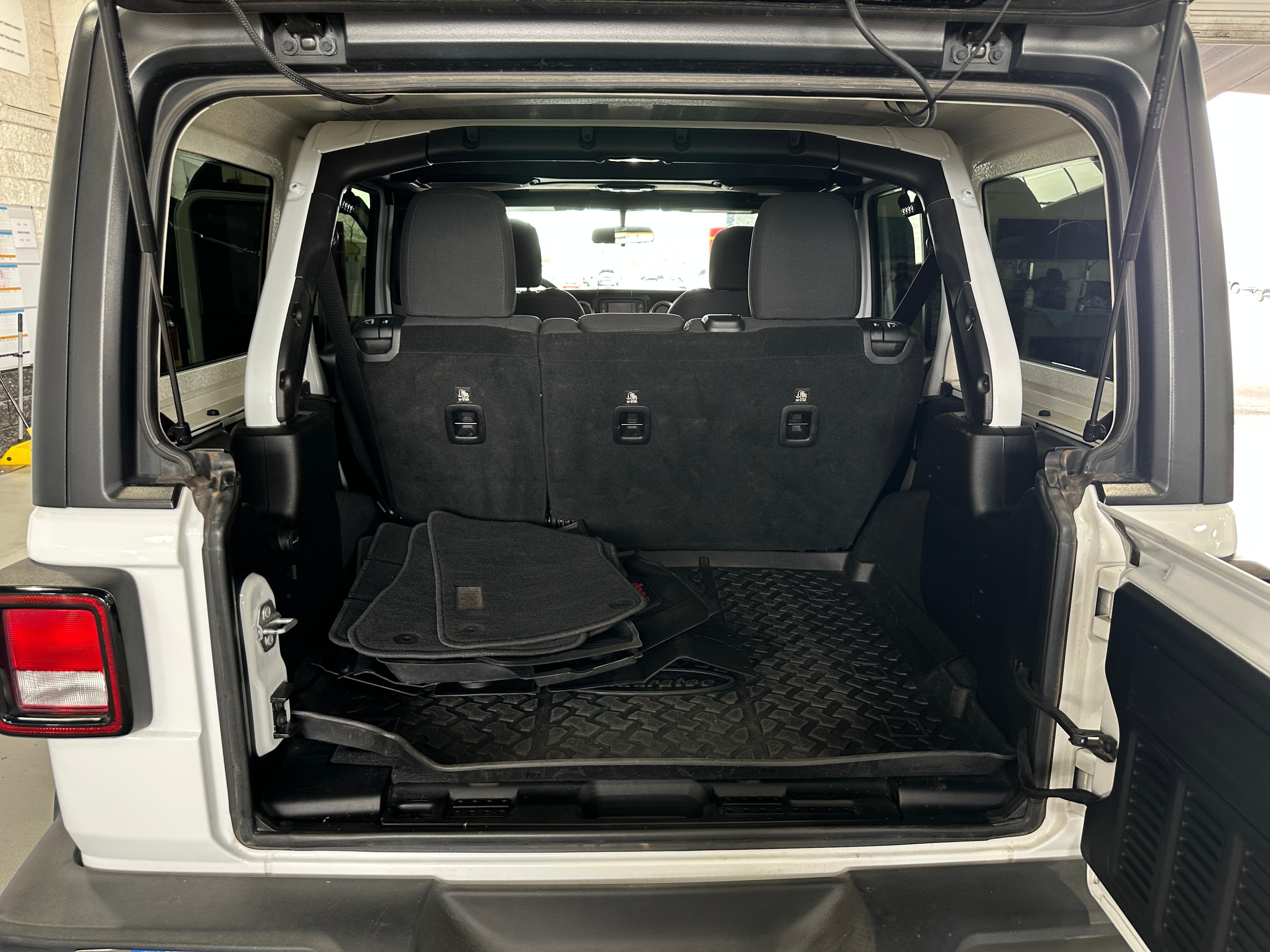 2018 Jeep Wrangler Unlimited Sport 7