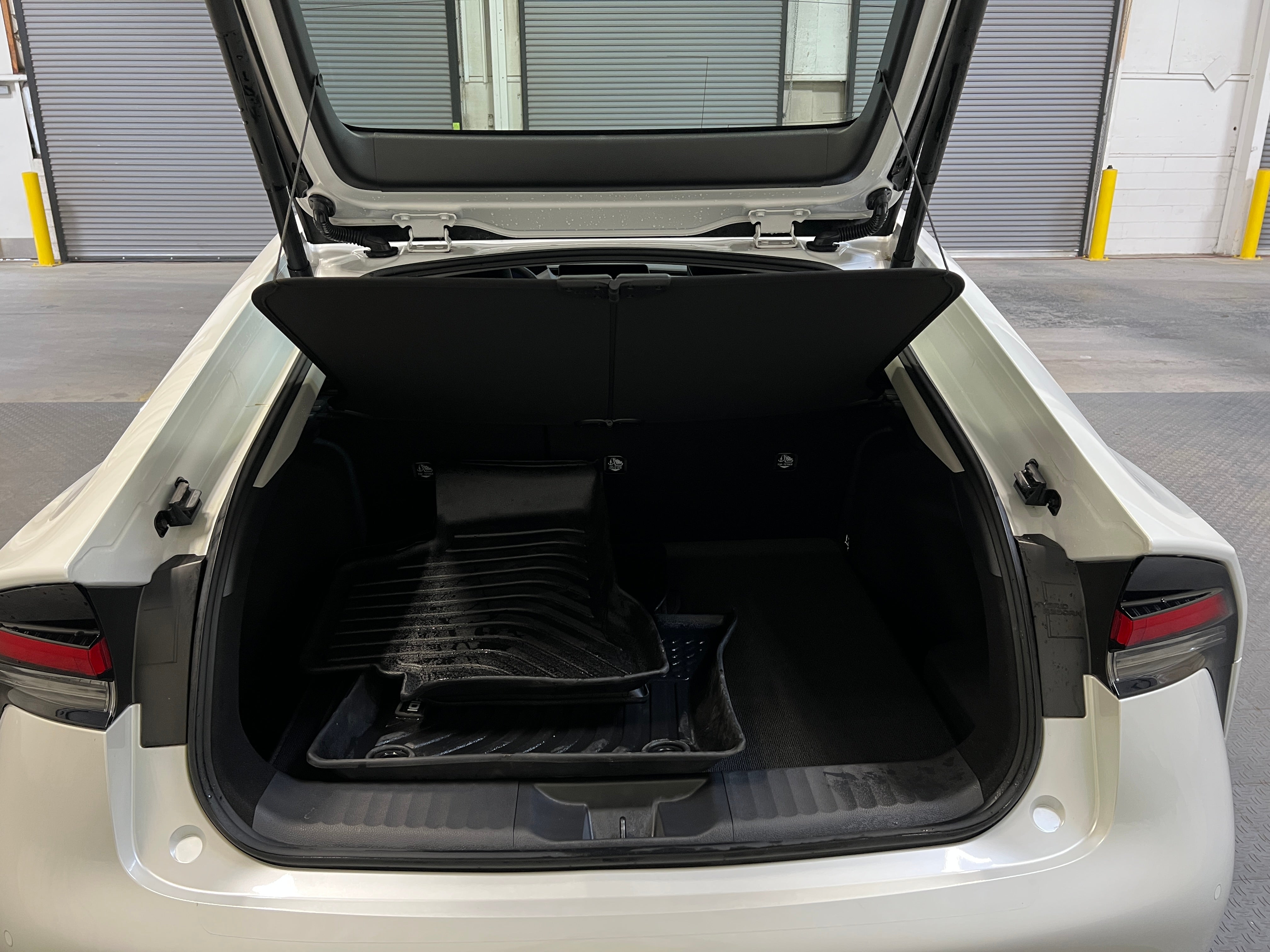 2024 Toyota Prius Limited 6