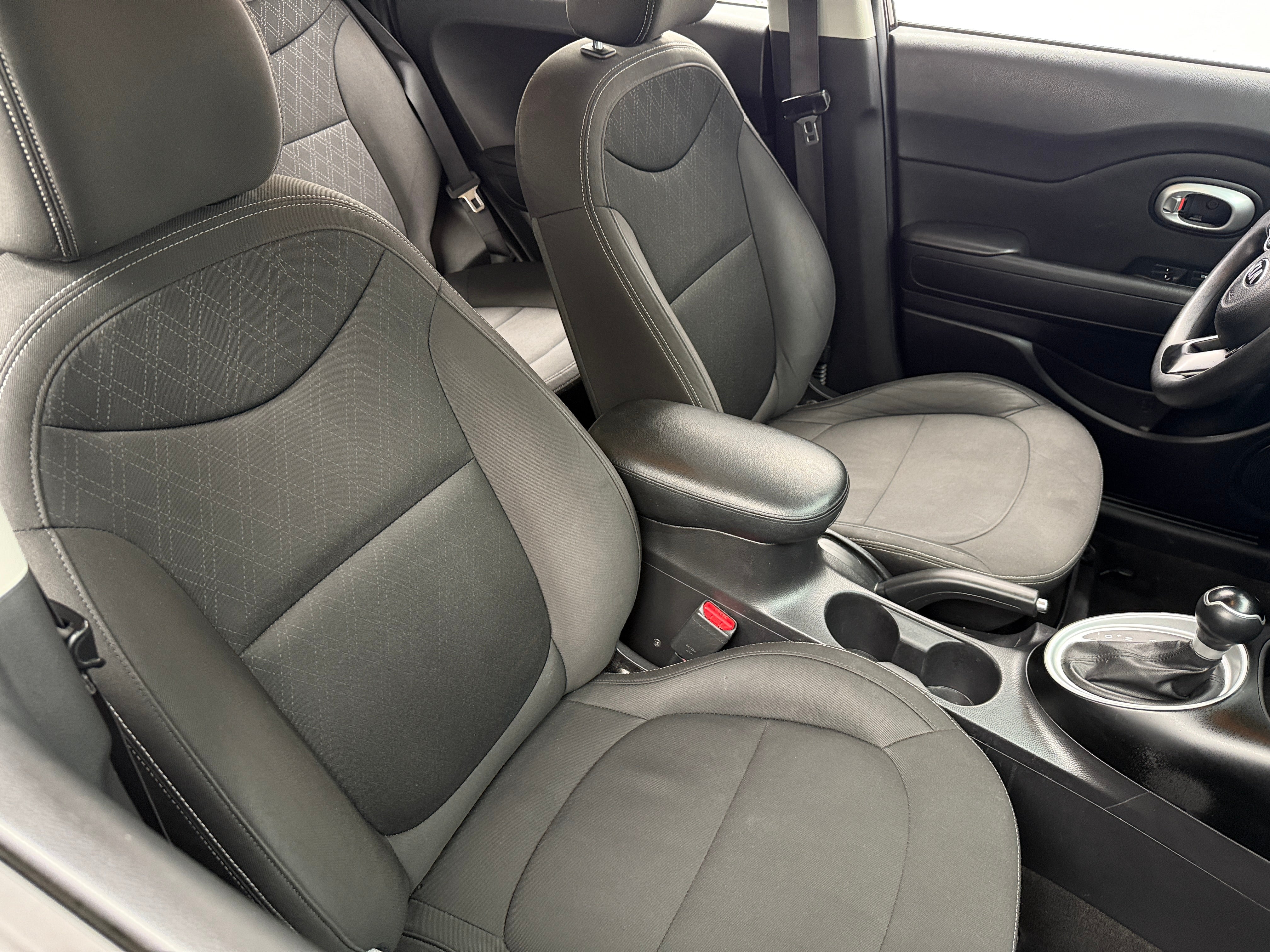 2016 Kia Soul Base 2