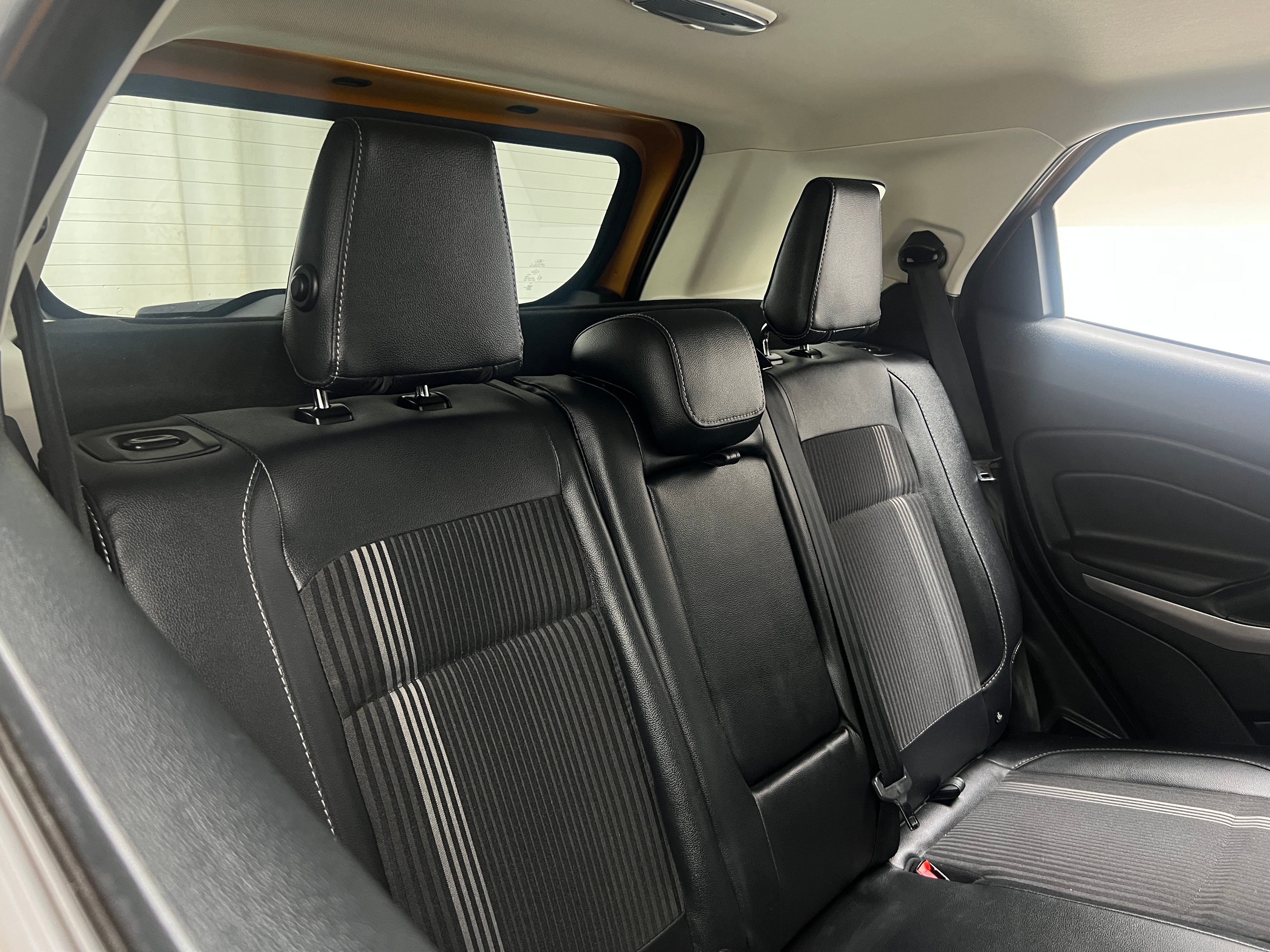 2021 Ford EcoSport SES 6