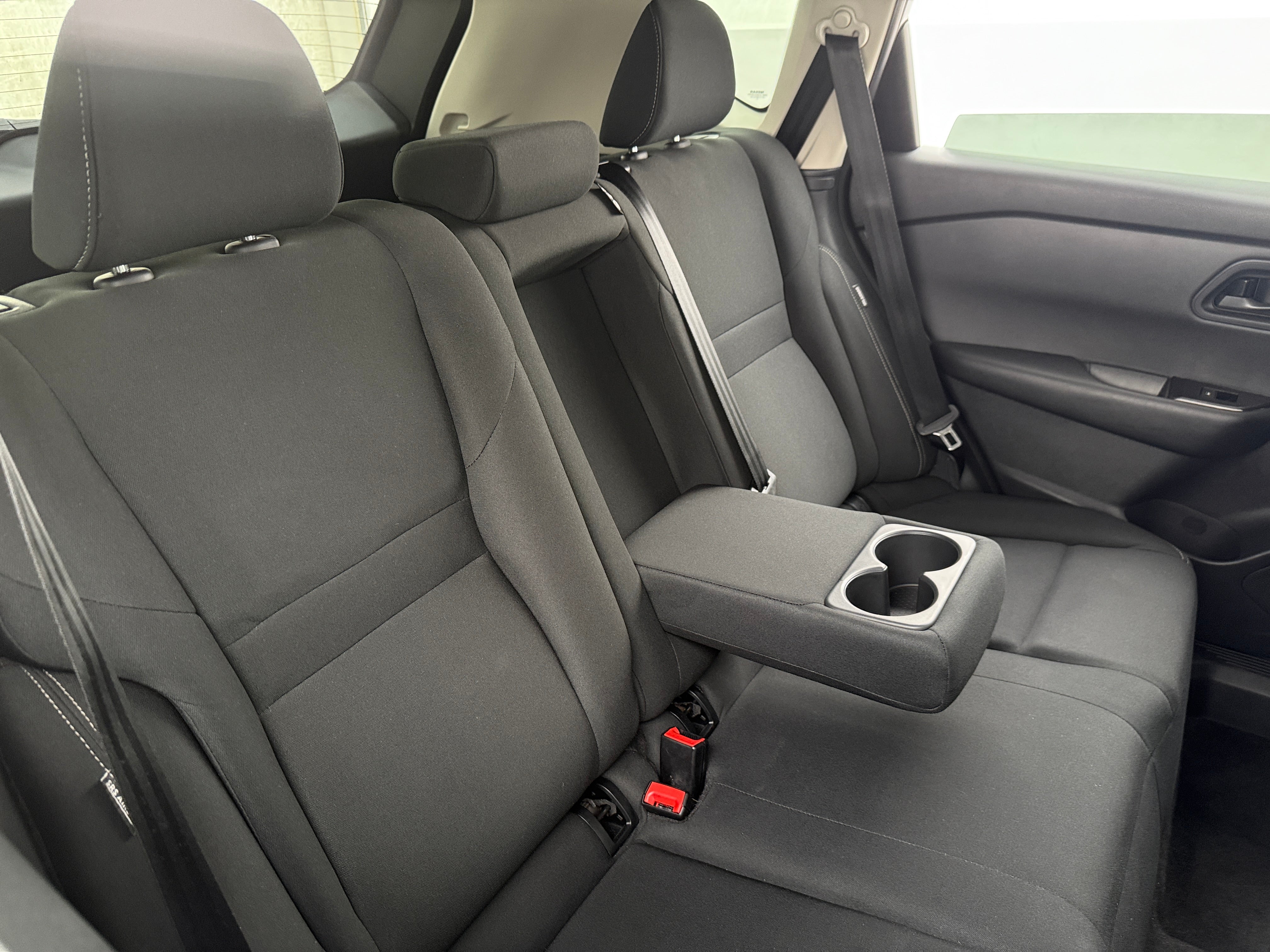 2024 Nissan Rogue S 6