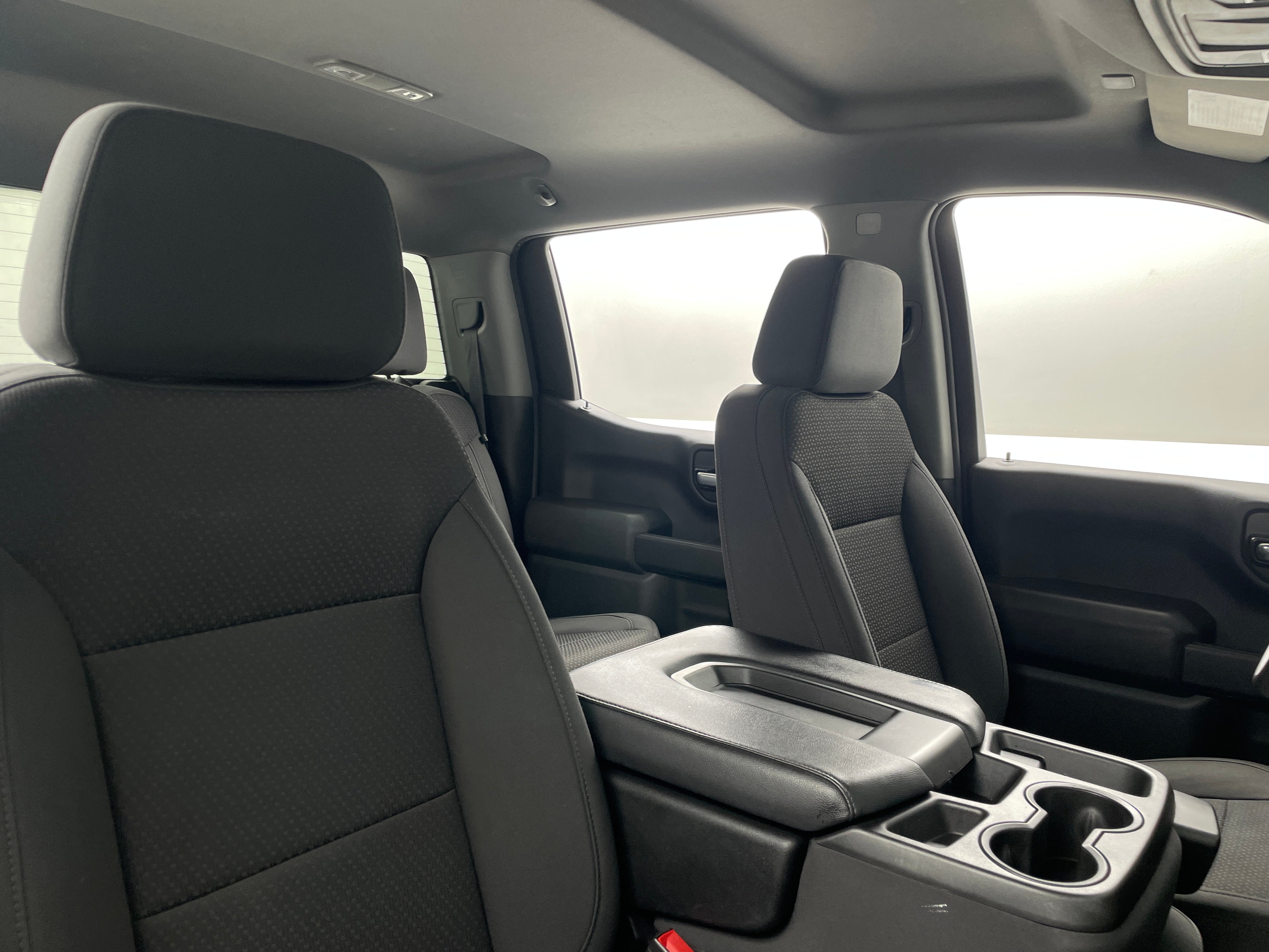 2021 Chevrolet Silverado 1500 Custom Trail Boss 2