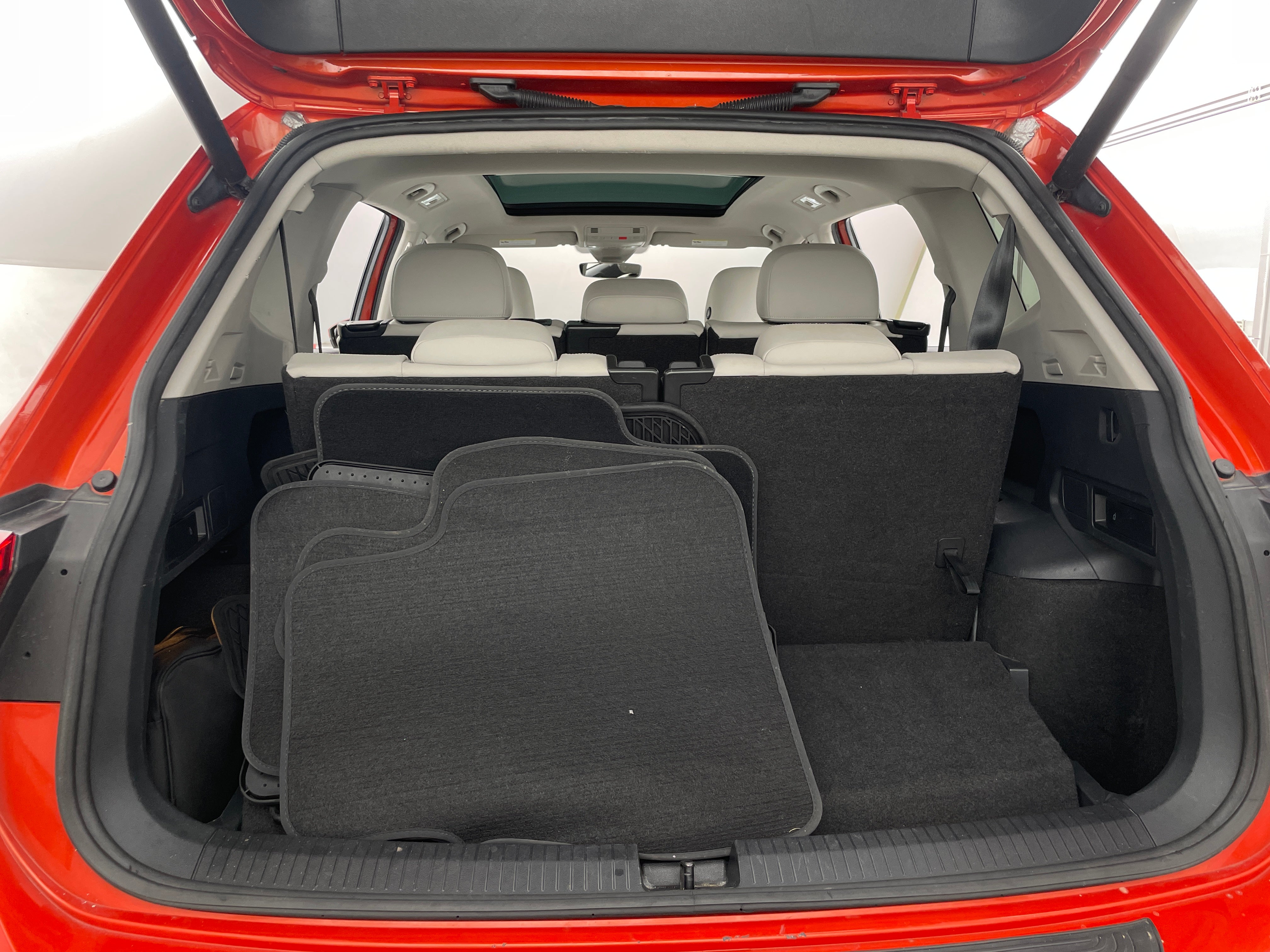 2018 Volkswagen Tiguan SEL 6