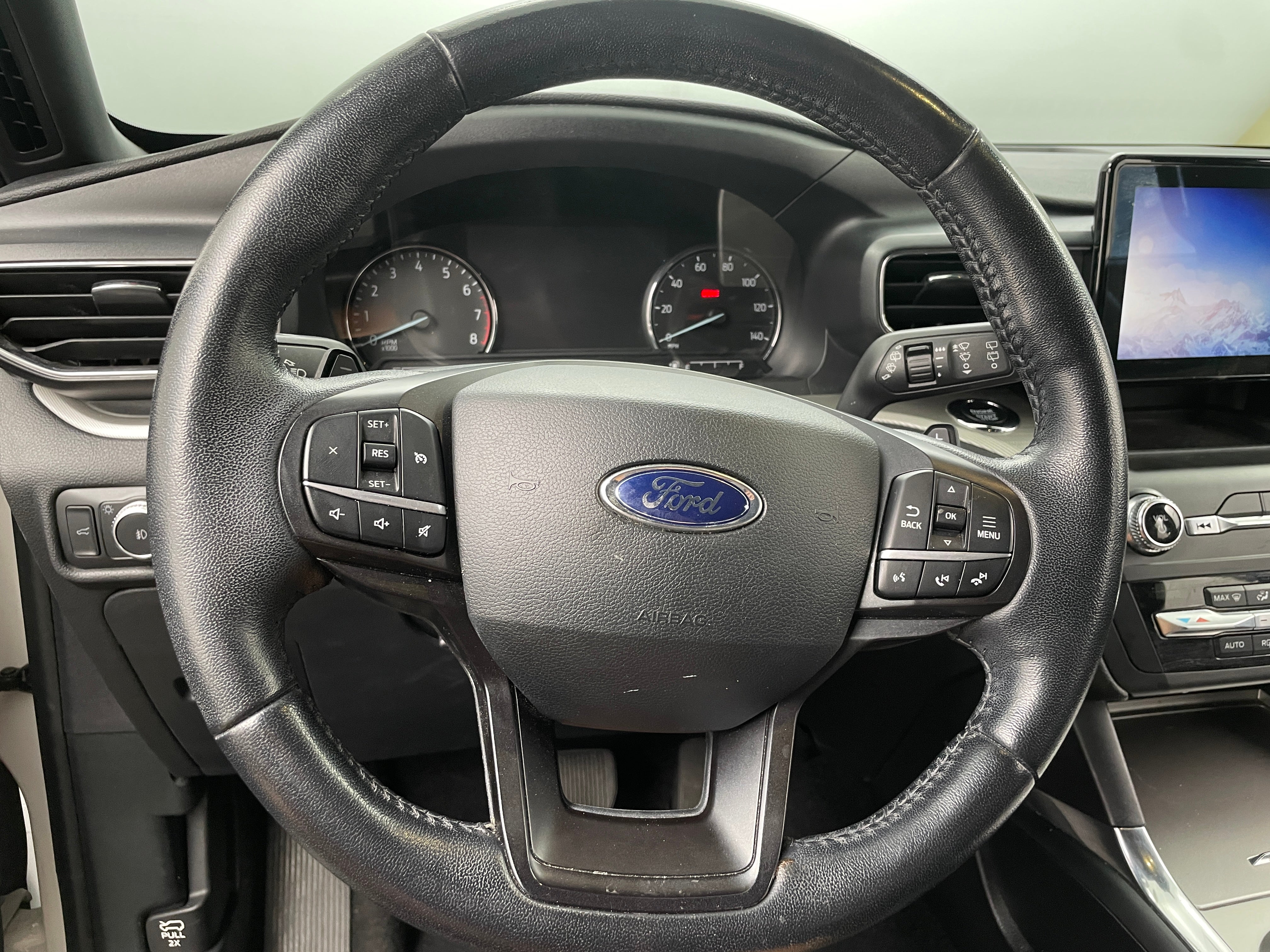 2020 Ford Explorer XLT 5