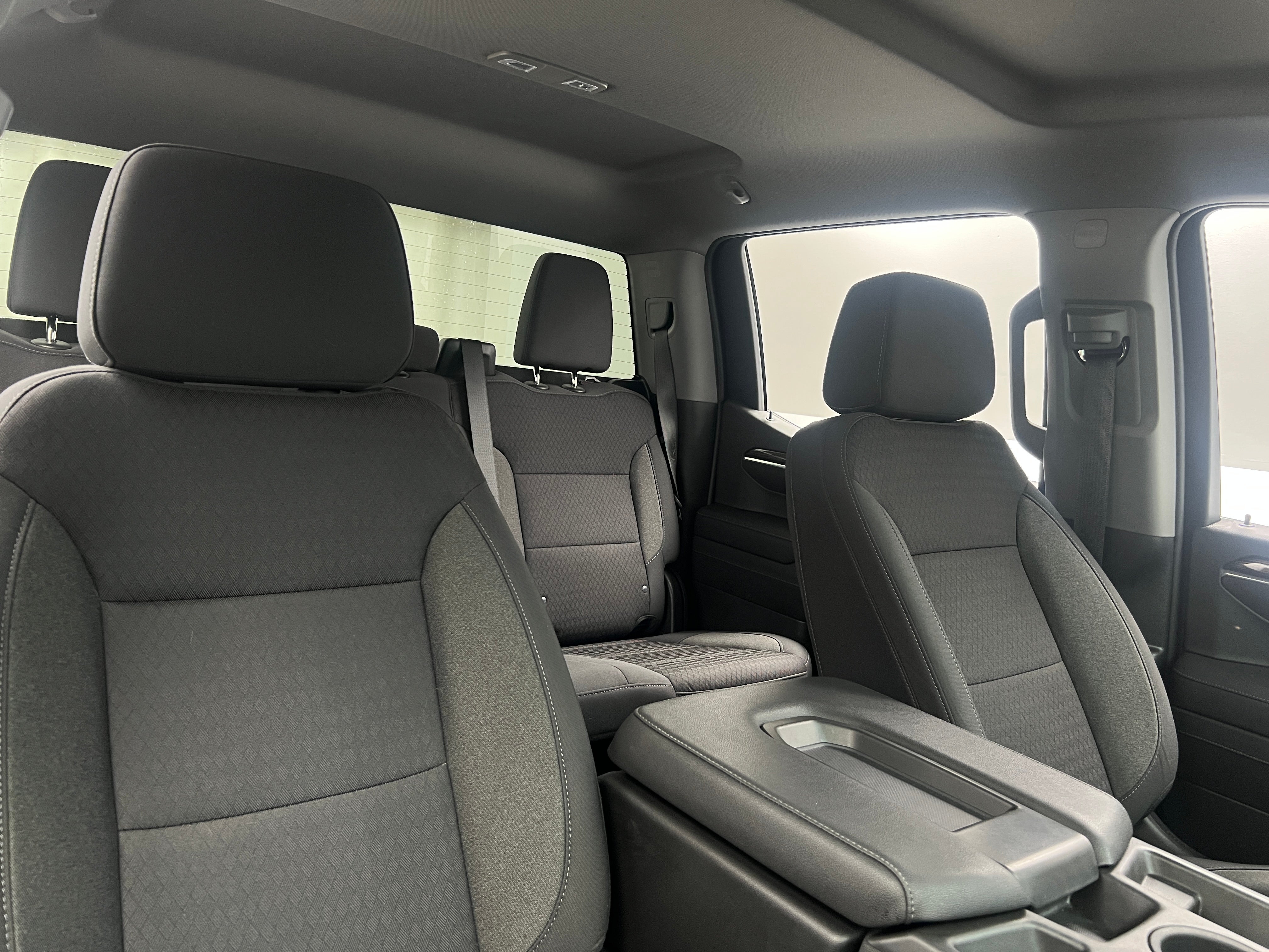2023 Chevrolet Silverado 1500 LT 2