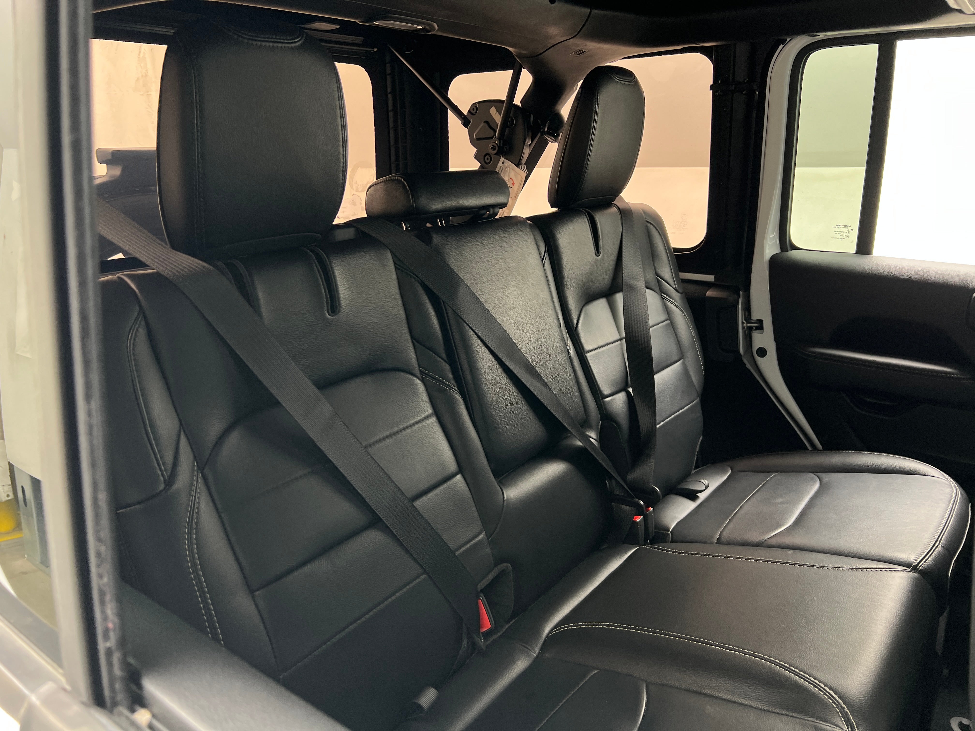2022 Jeep Wrangler Unlimited Sahara 4xe 5