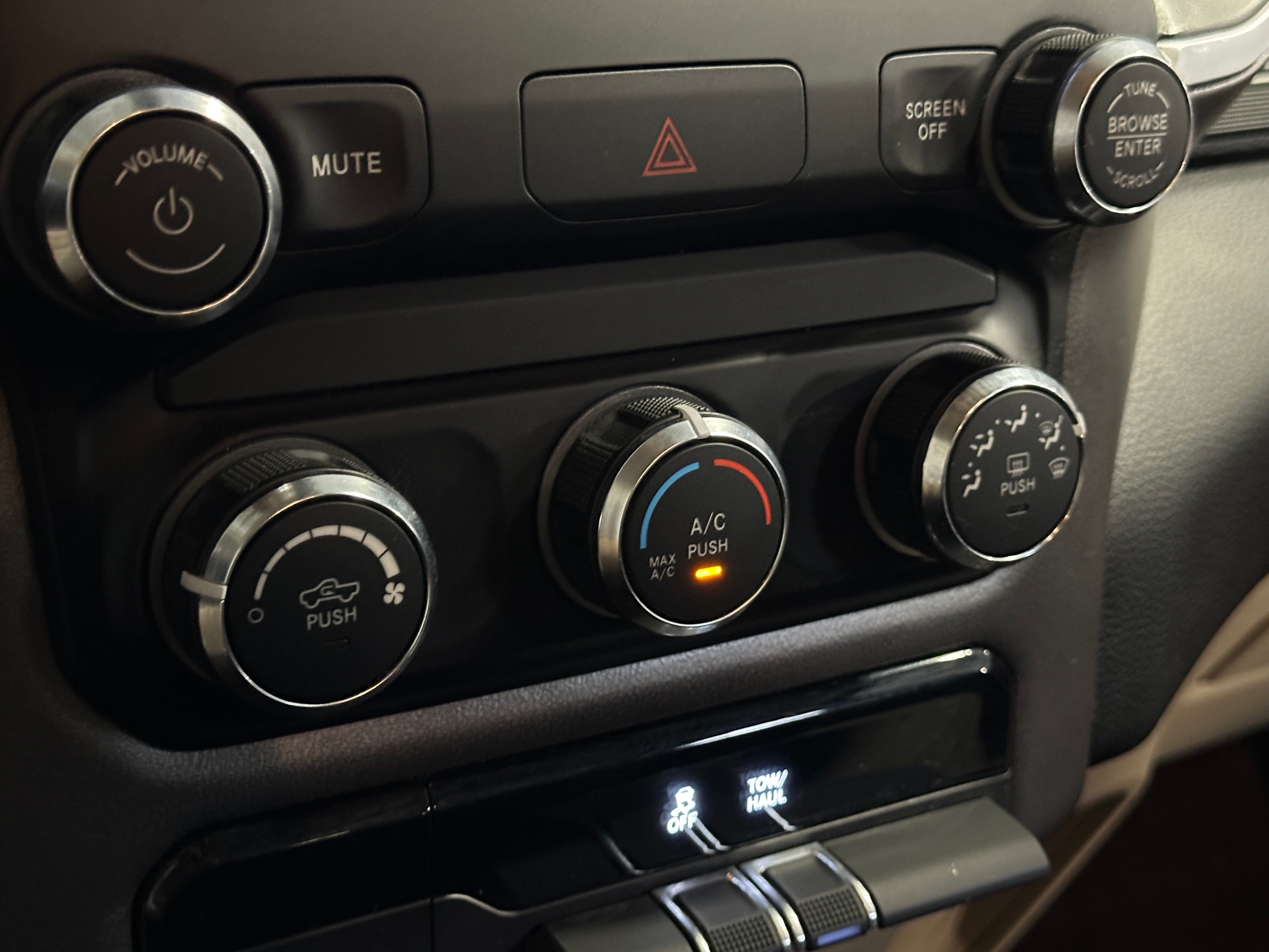 2021 RAM 1500 Big Horn 4