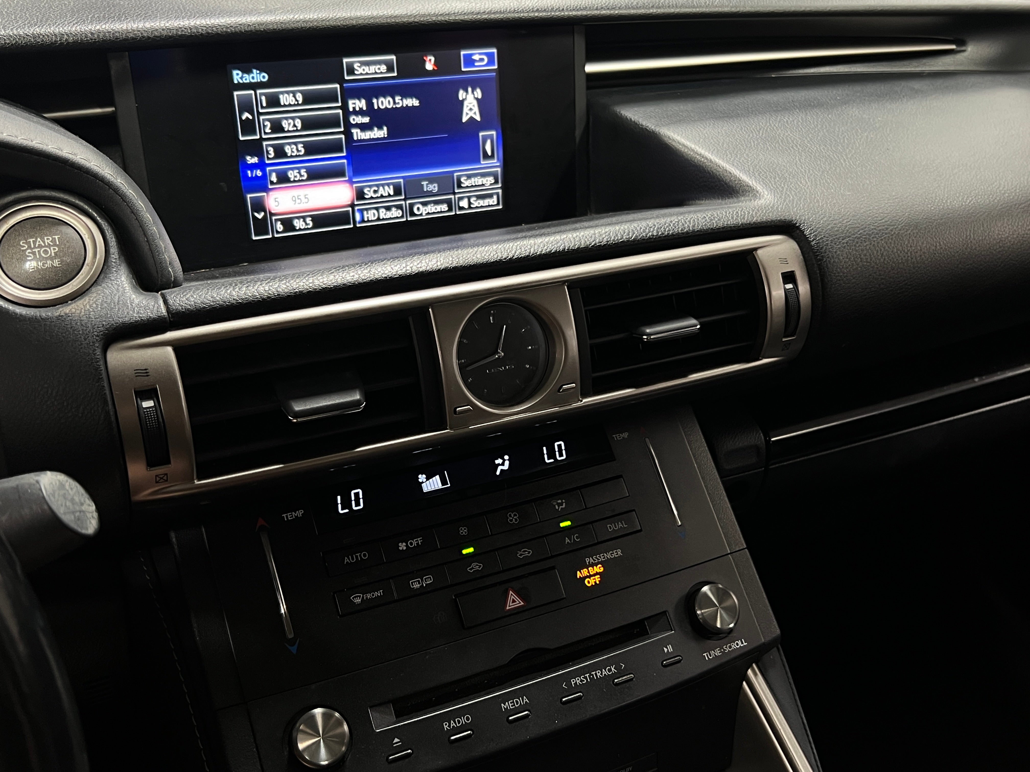 2016 Lexus IS 200t 3