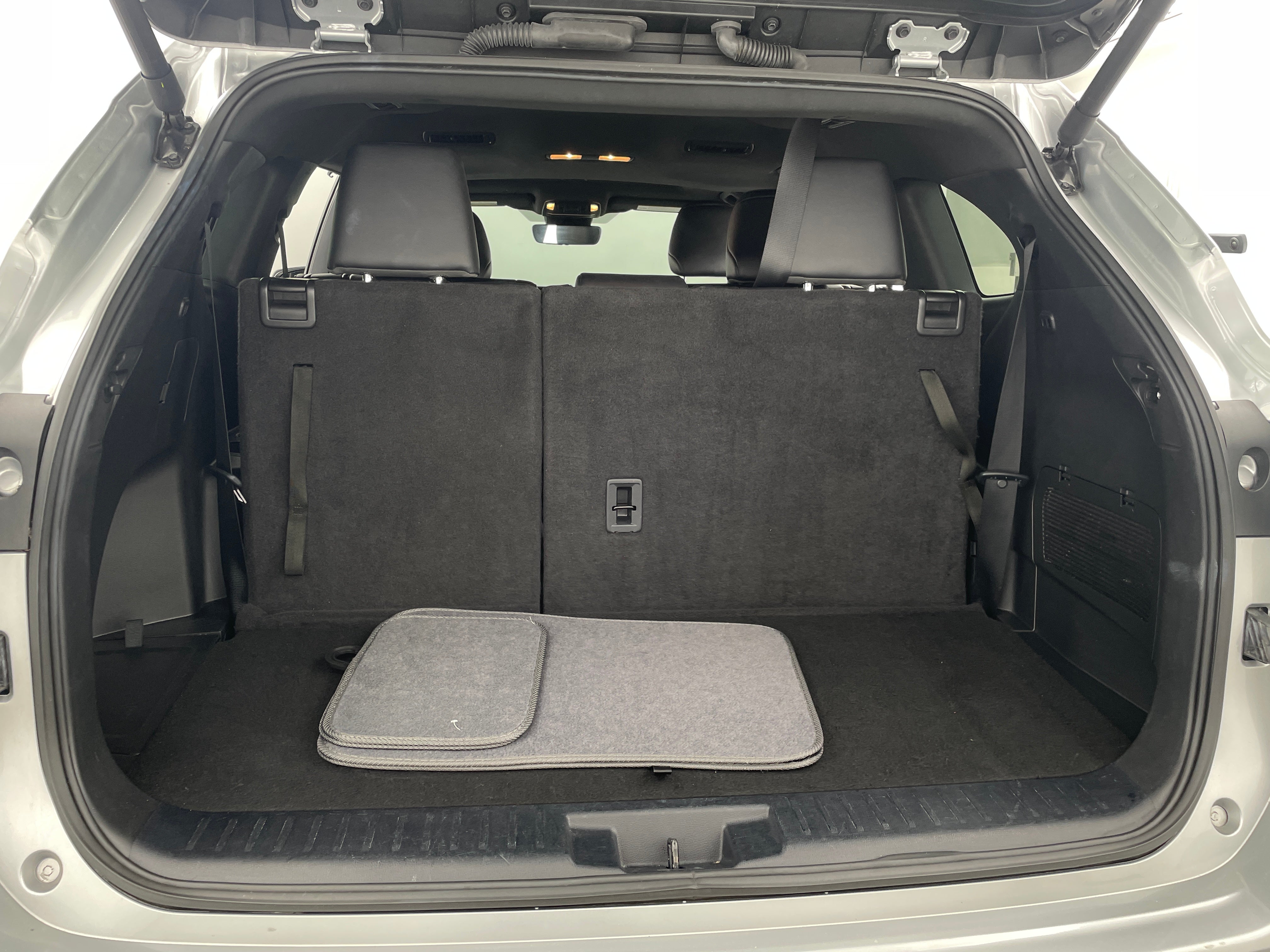 2024 Toyota Highlander XSE 7