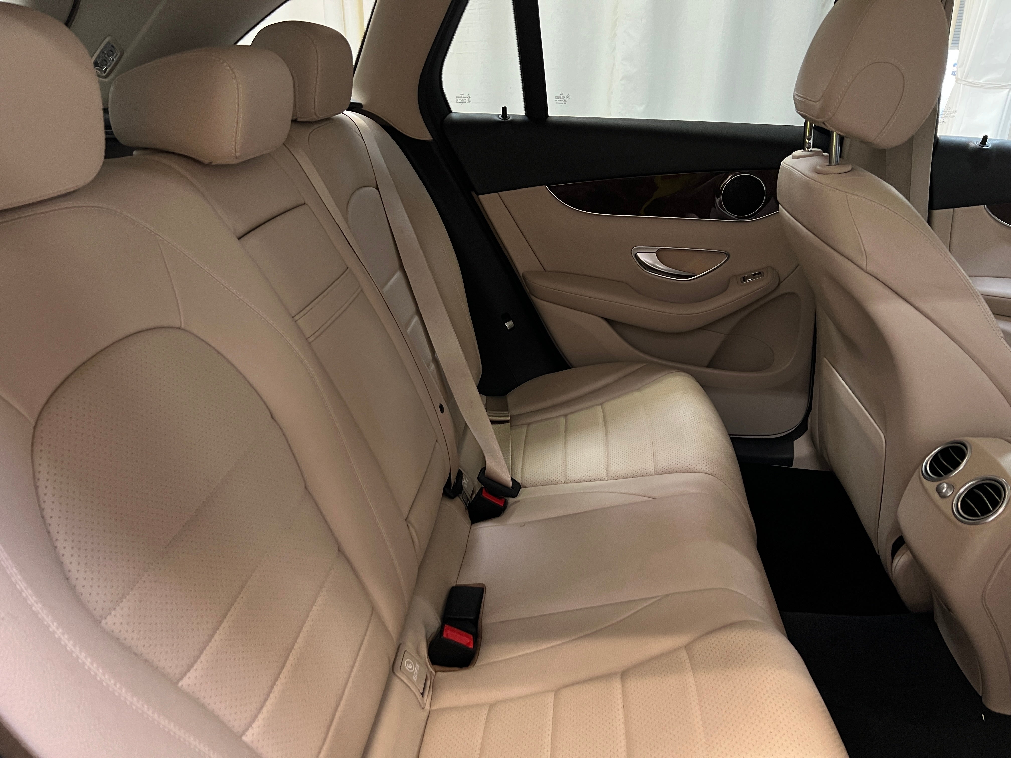 2016 Mercedes-Benz GLC 300 5