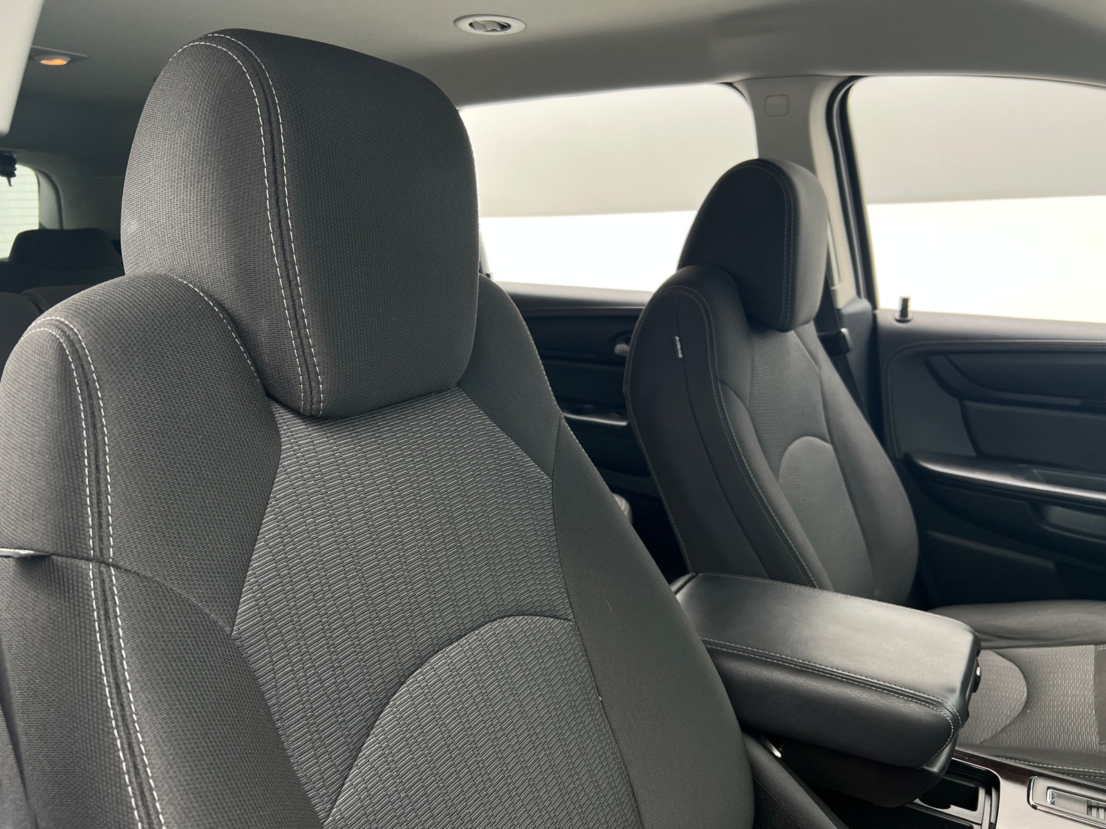 Thumbnail: 2017 Chevrolet Traverse - 2