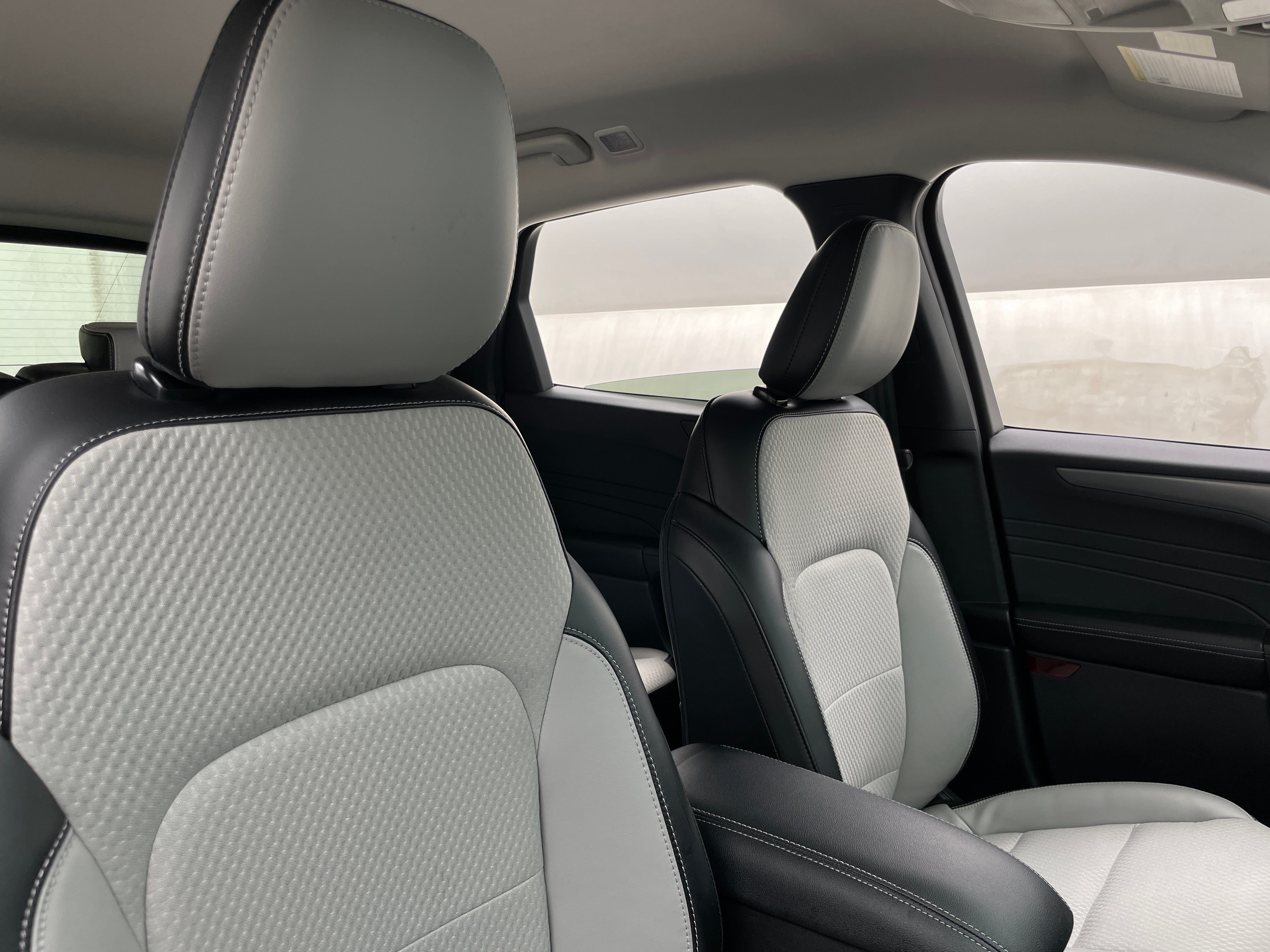 2024 Ford Escape Plug-in Hybrid 2