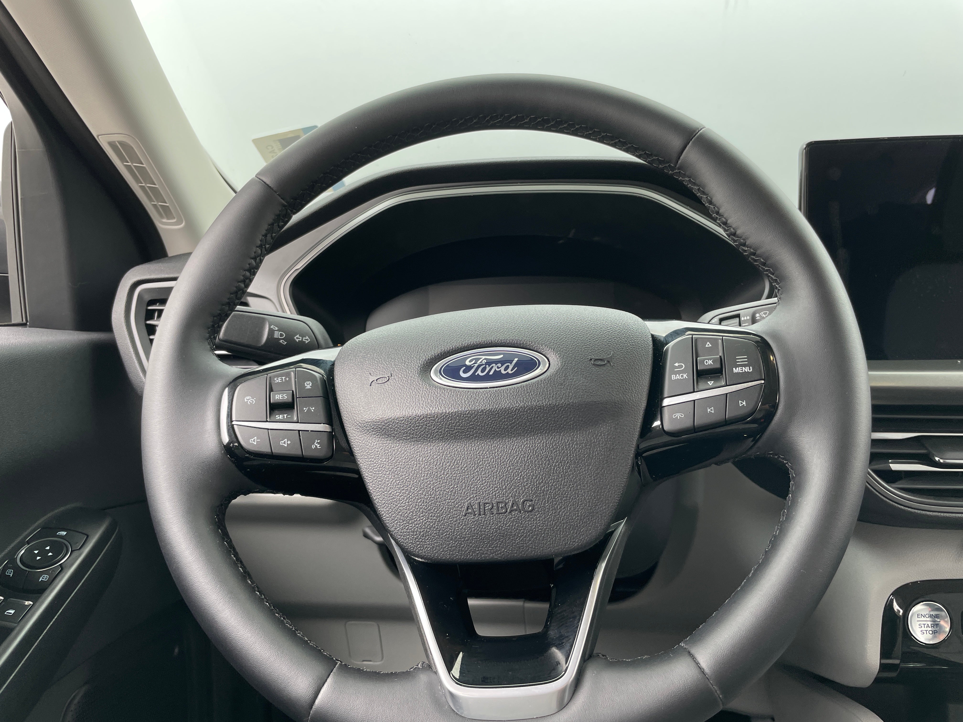 2024 Ford Escape Plug-in Hybrid 5