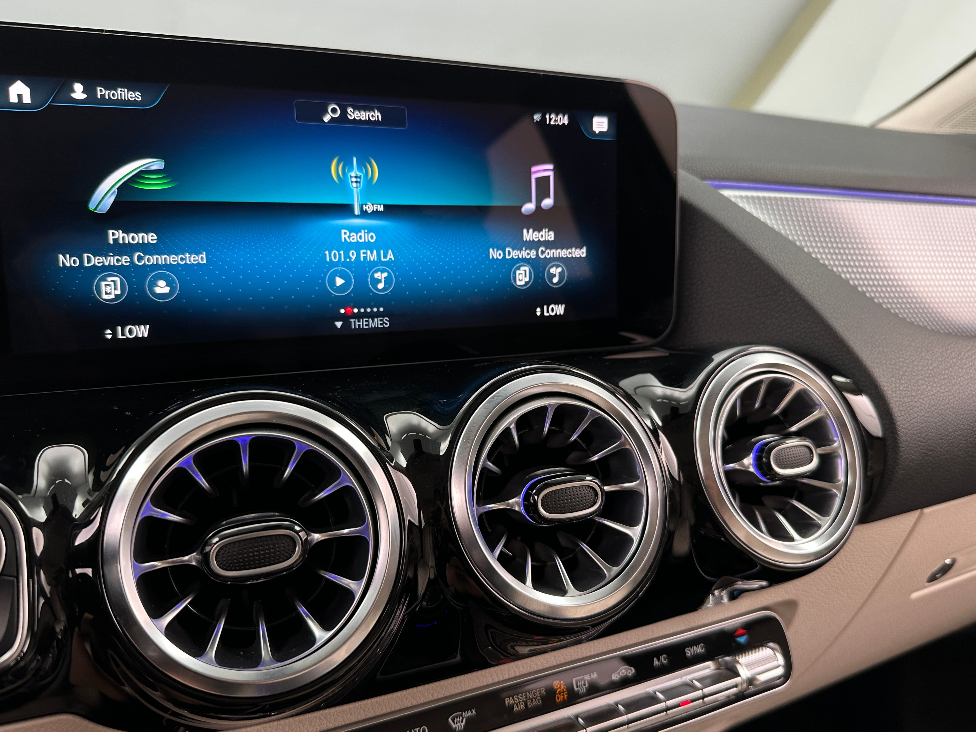 2023 Mercedes-Benz GLA 250 4MATIC 3