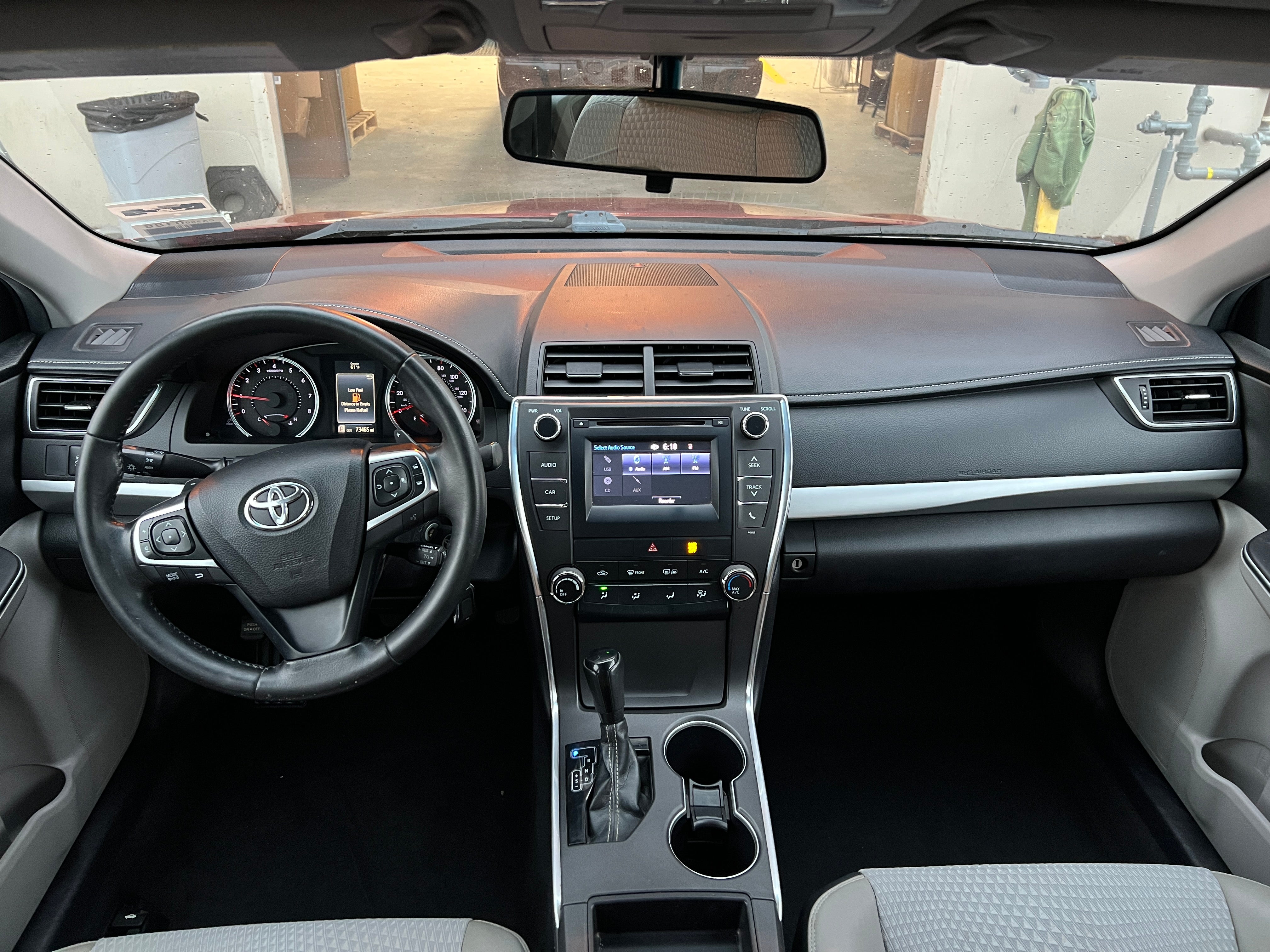 2015 Toyota Camry SE 3