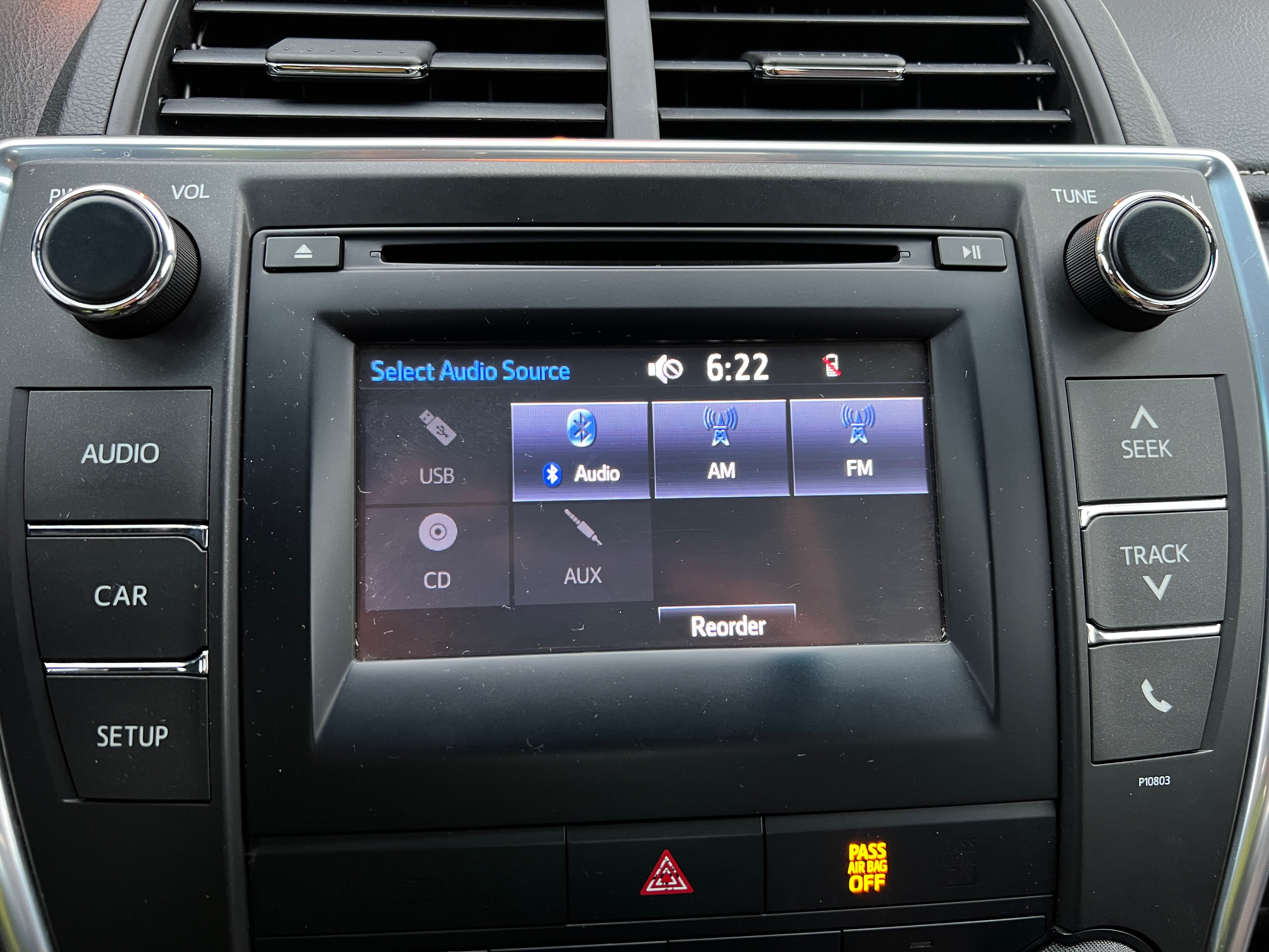 2015 Toyota Camry SE 4