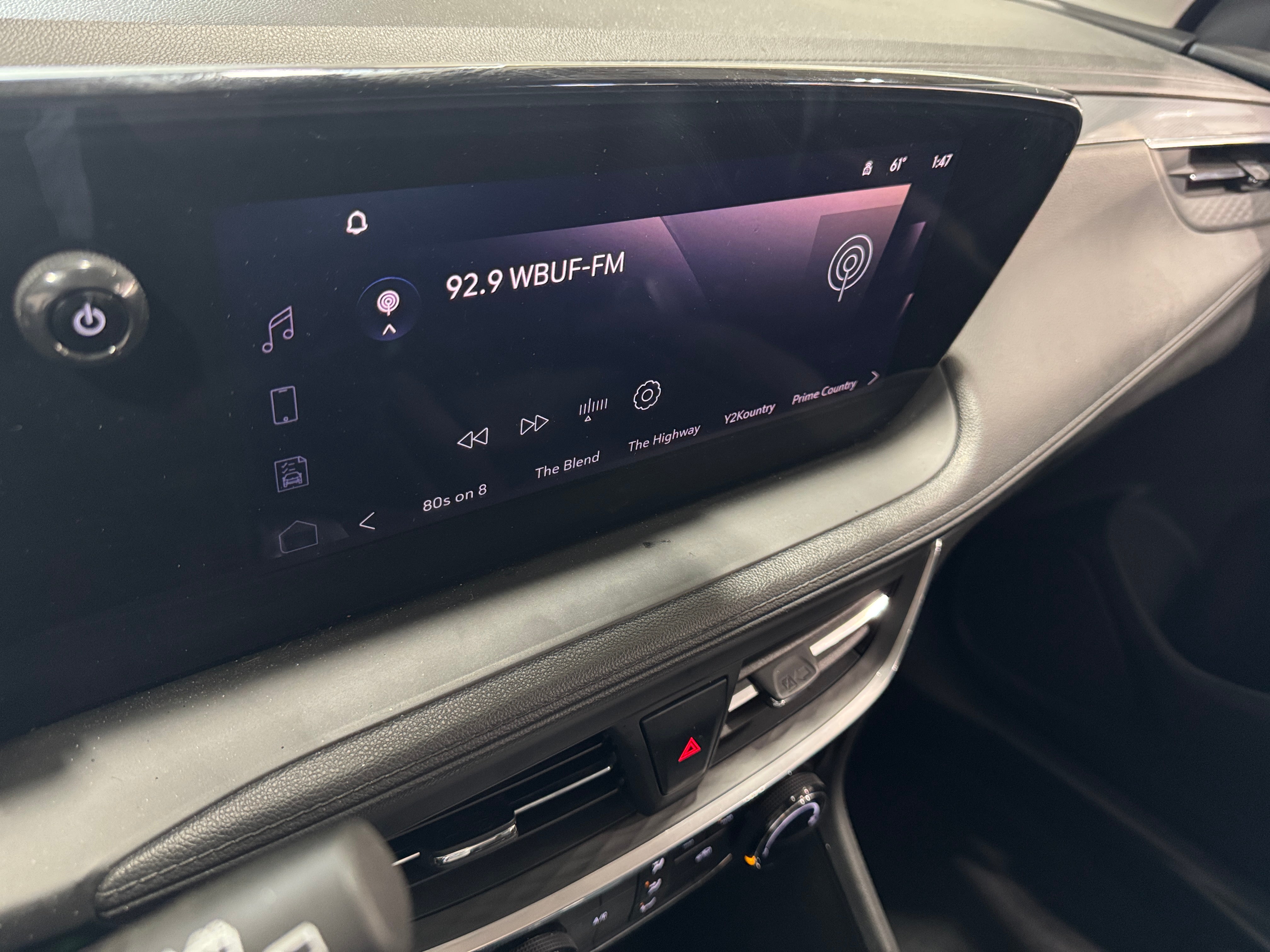 2024 Buick Encore GX Sport Touring 3