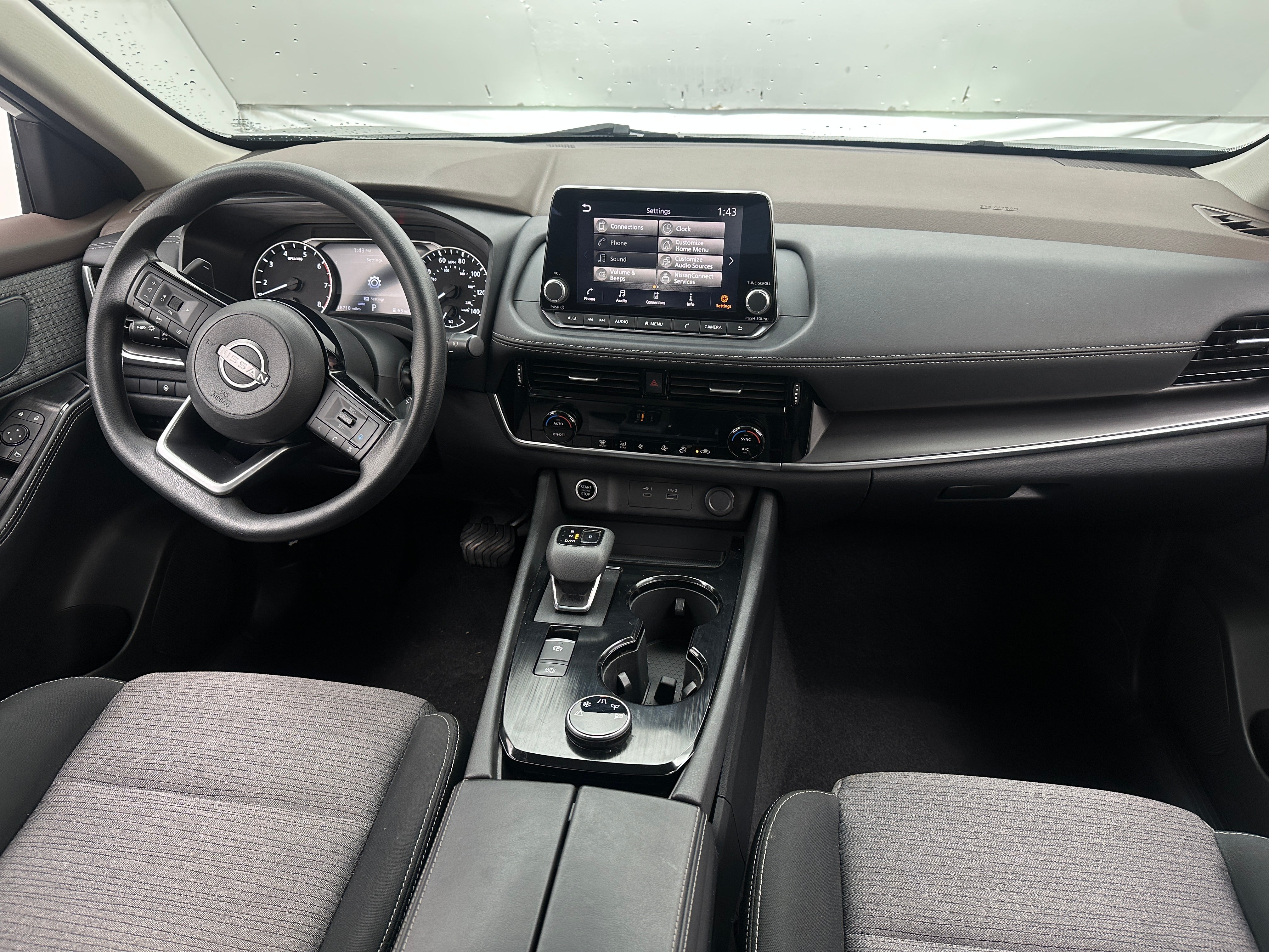 2022 Nissan Rogue SV 3