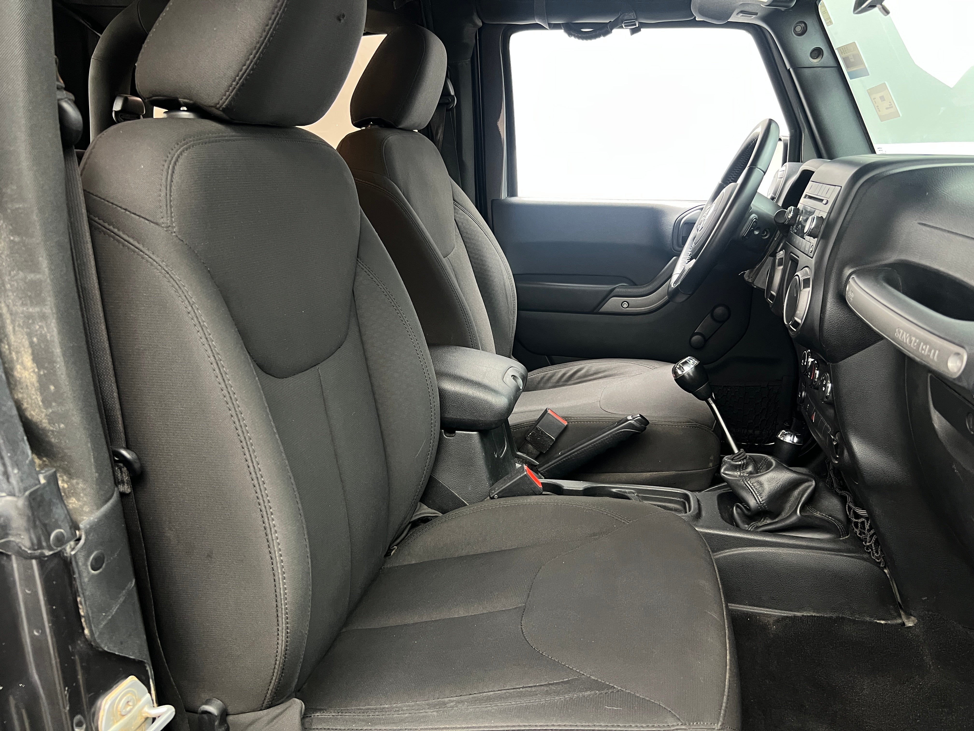 2017 Jeep Wrangler Willys Wheeler 2