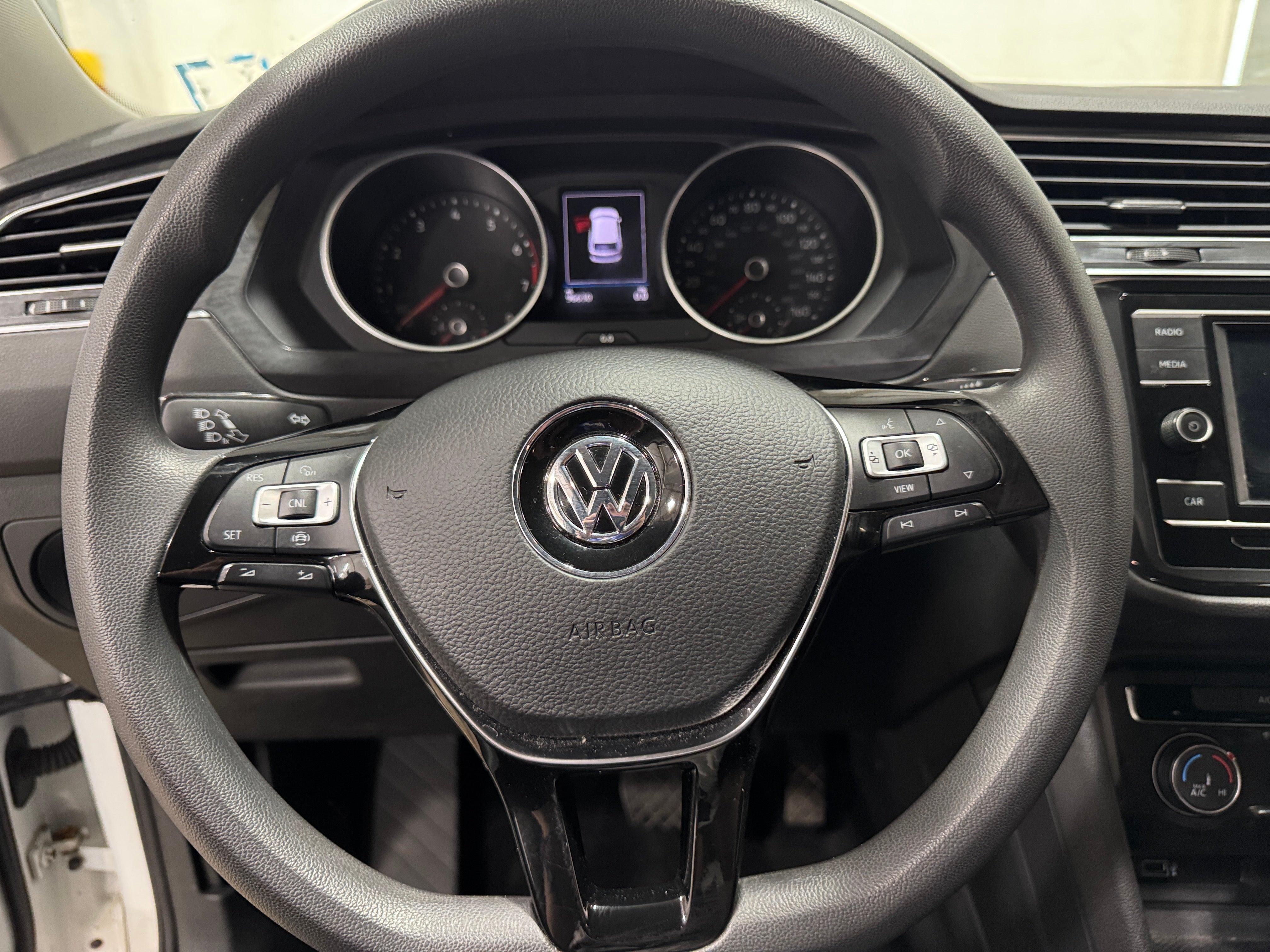 2019 Volkswagen Tiguan 2.0T 5