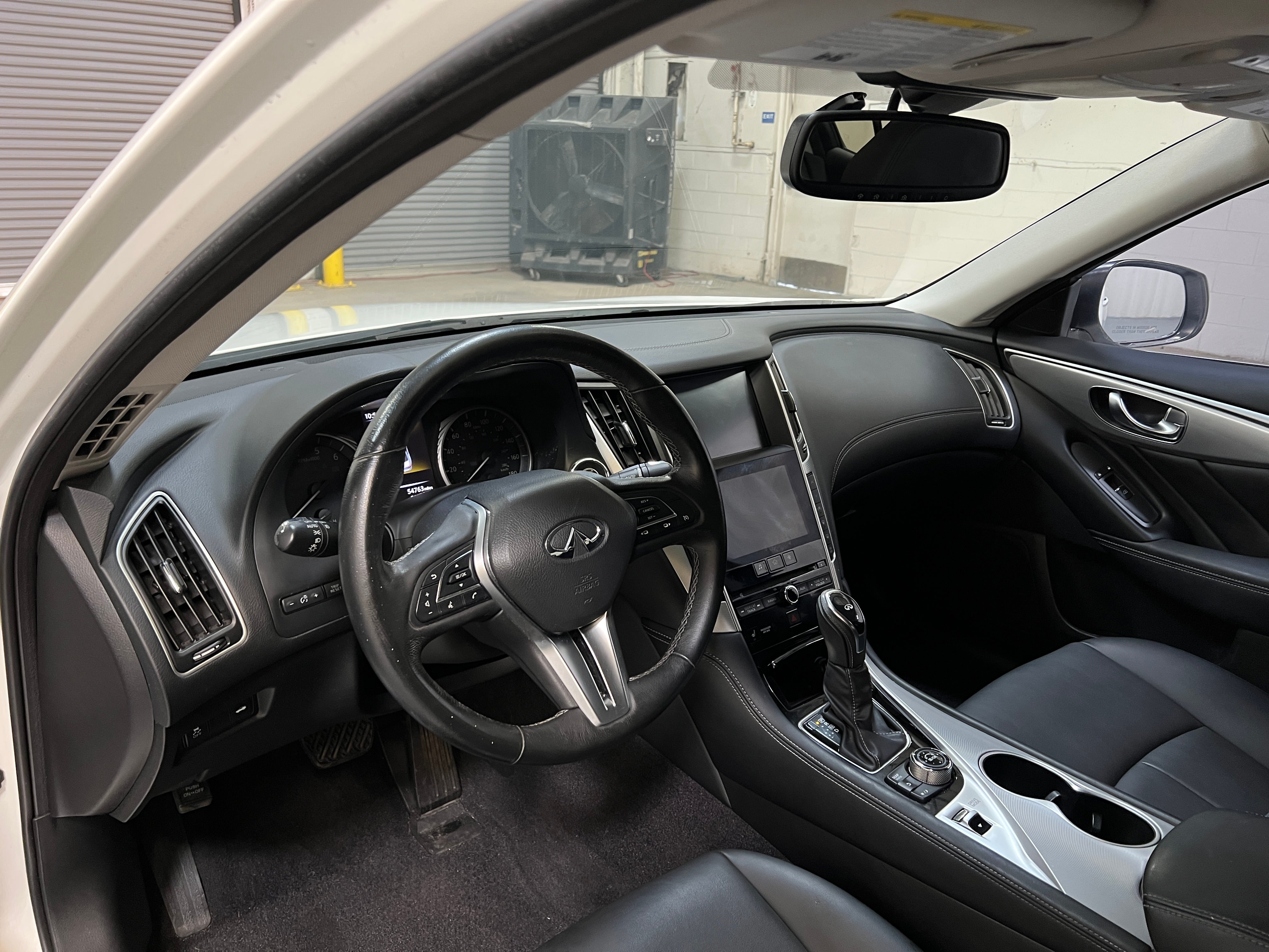 2019 INFINITI Q50 Luxe 2