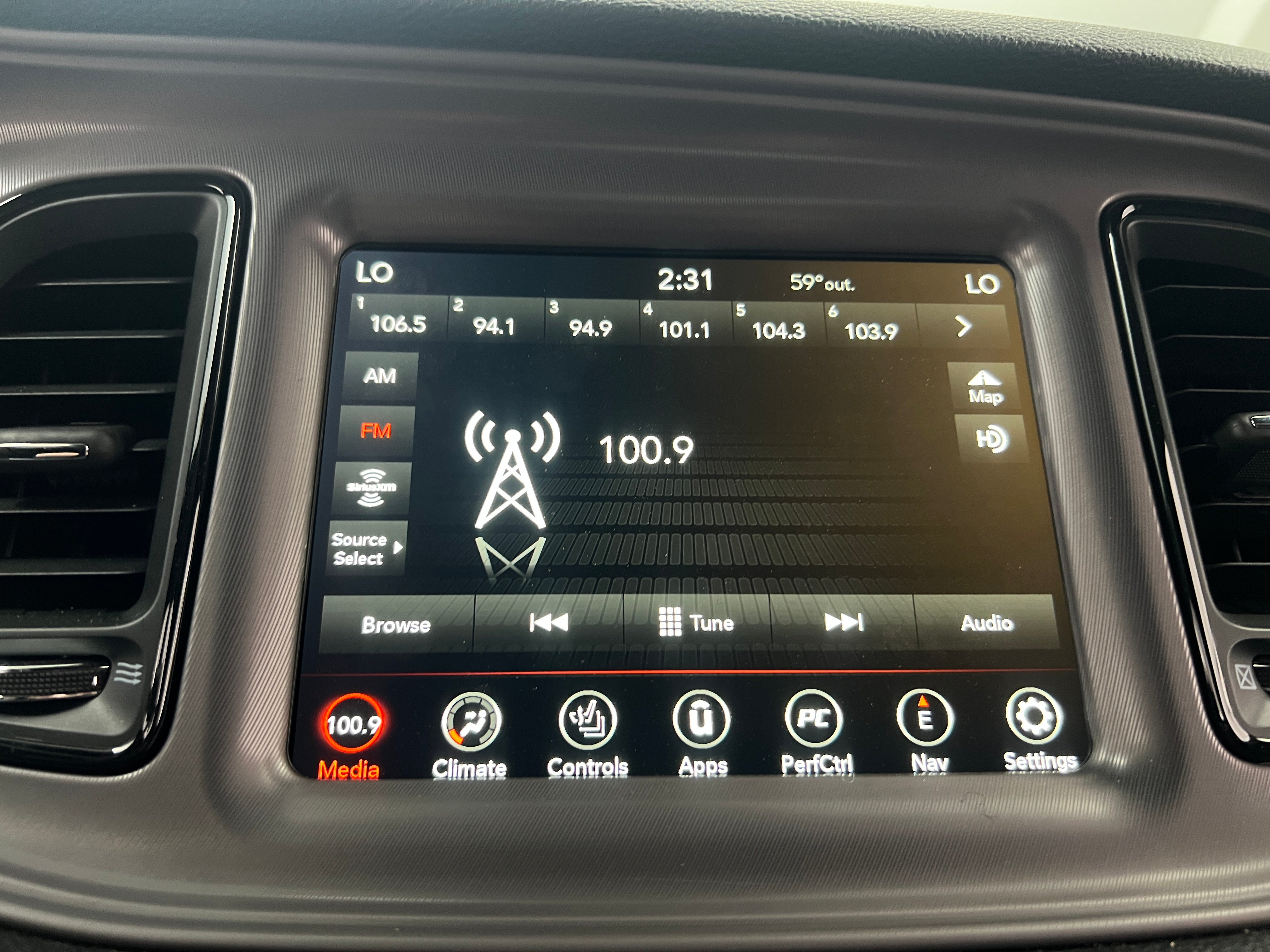 2023 Dodge Challenger R/T 3