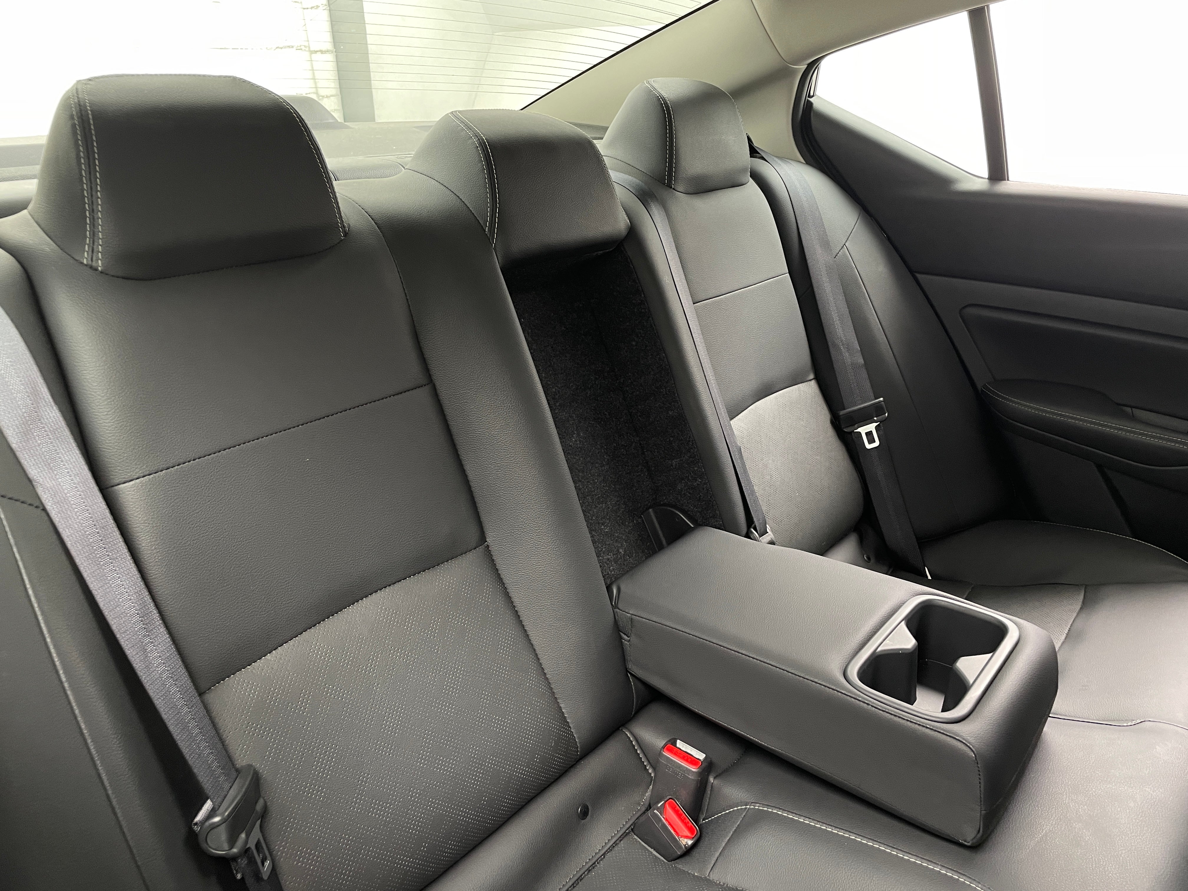 2024 Nissan Altima SL 5