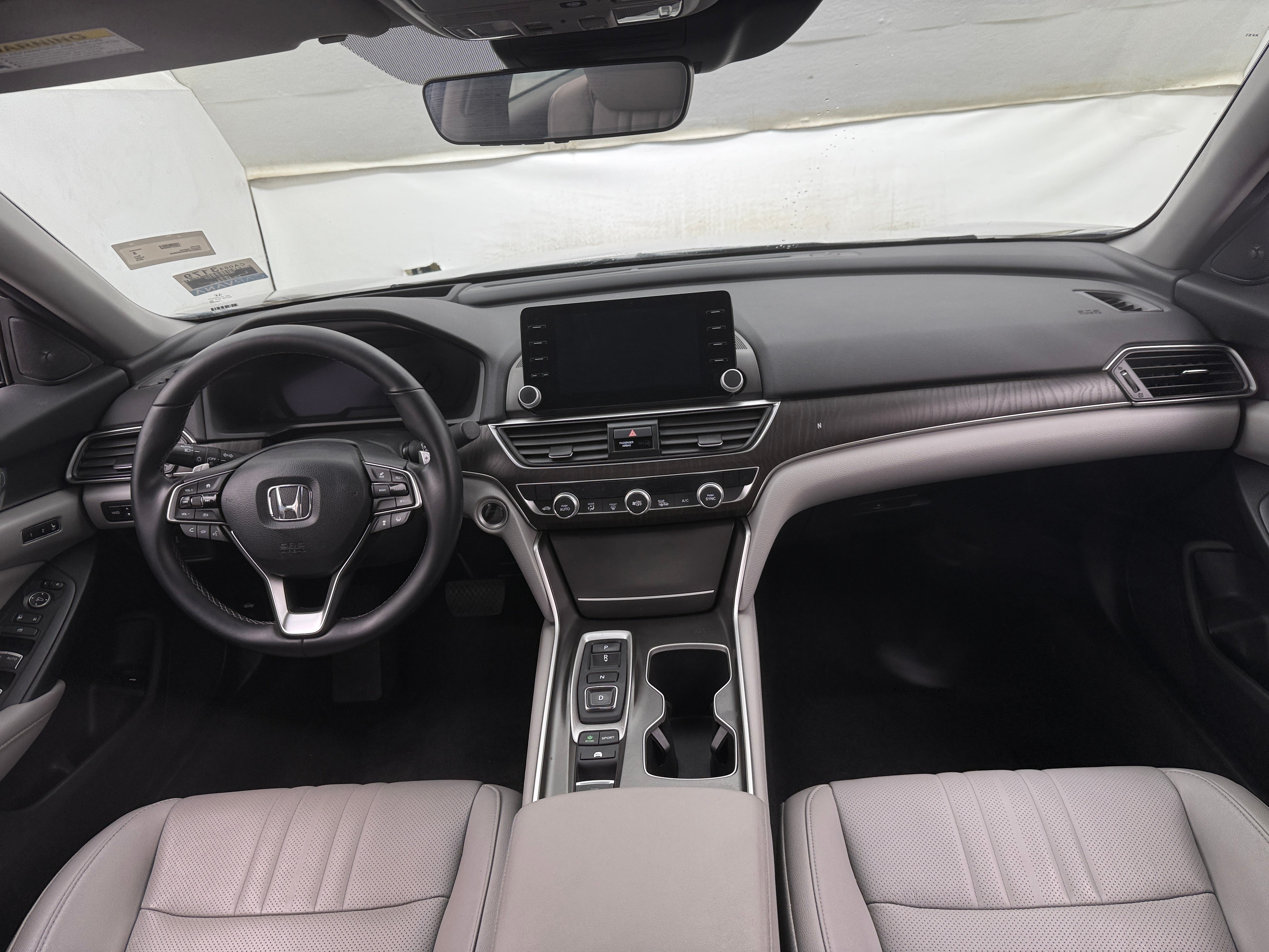 2019 Honda Accord Touring 2