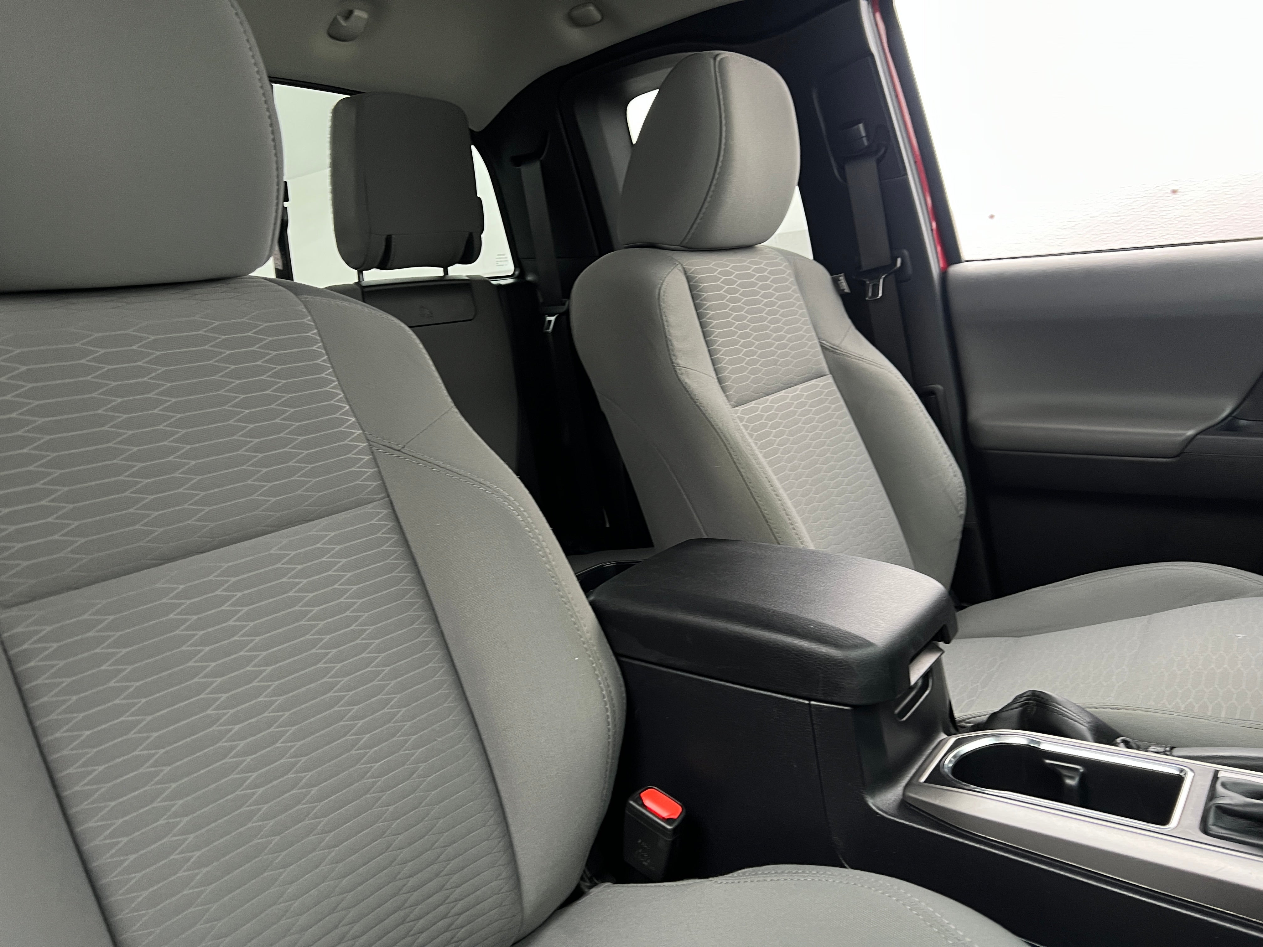 2017 Toyota Tacoma SR5 2
