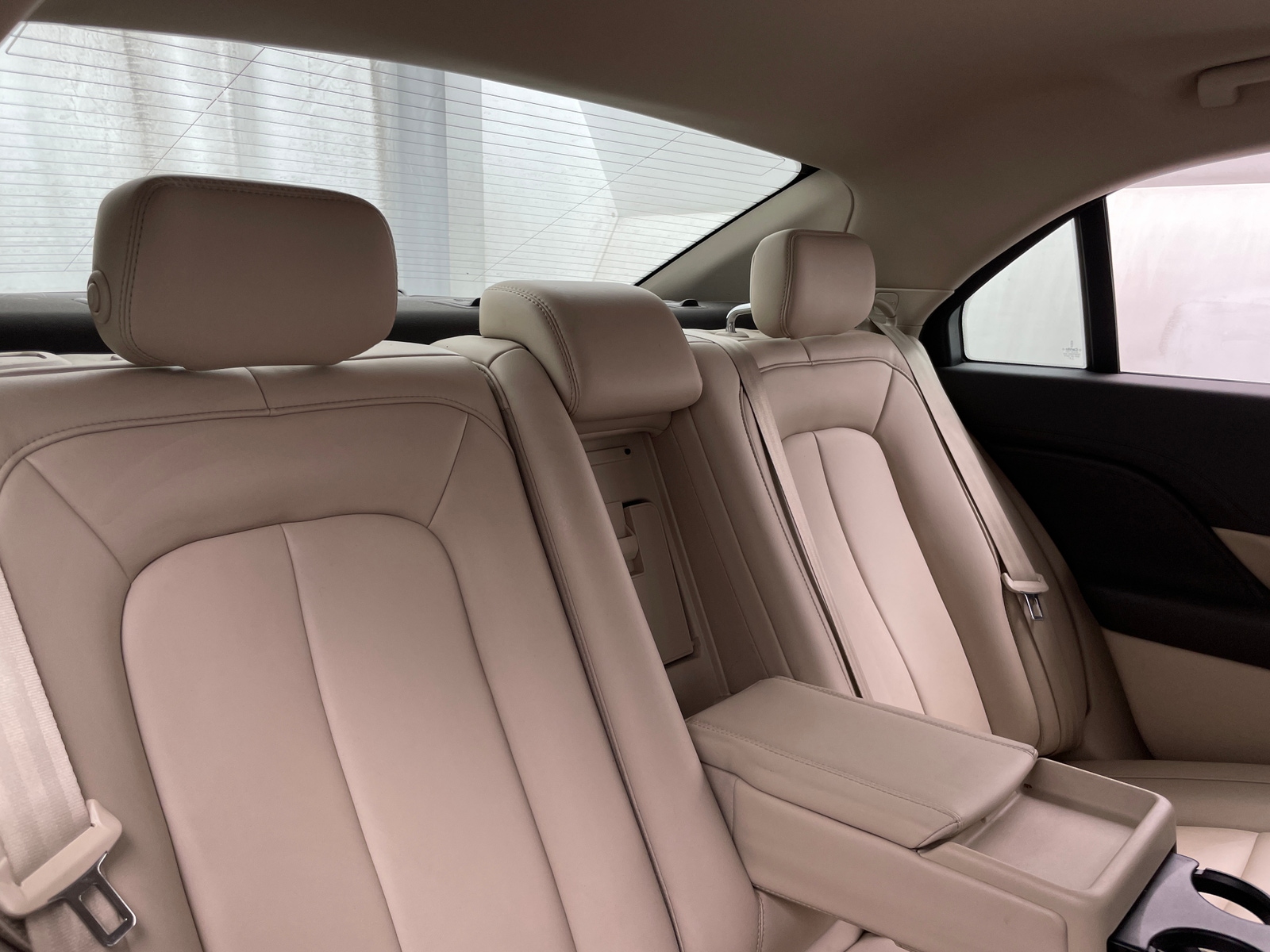 Thumbnail: 2020 Lincoln Continental - 5