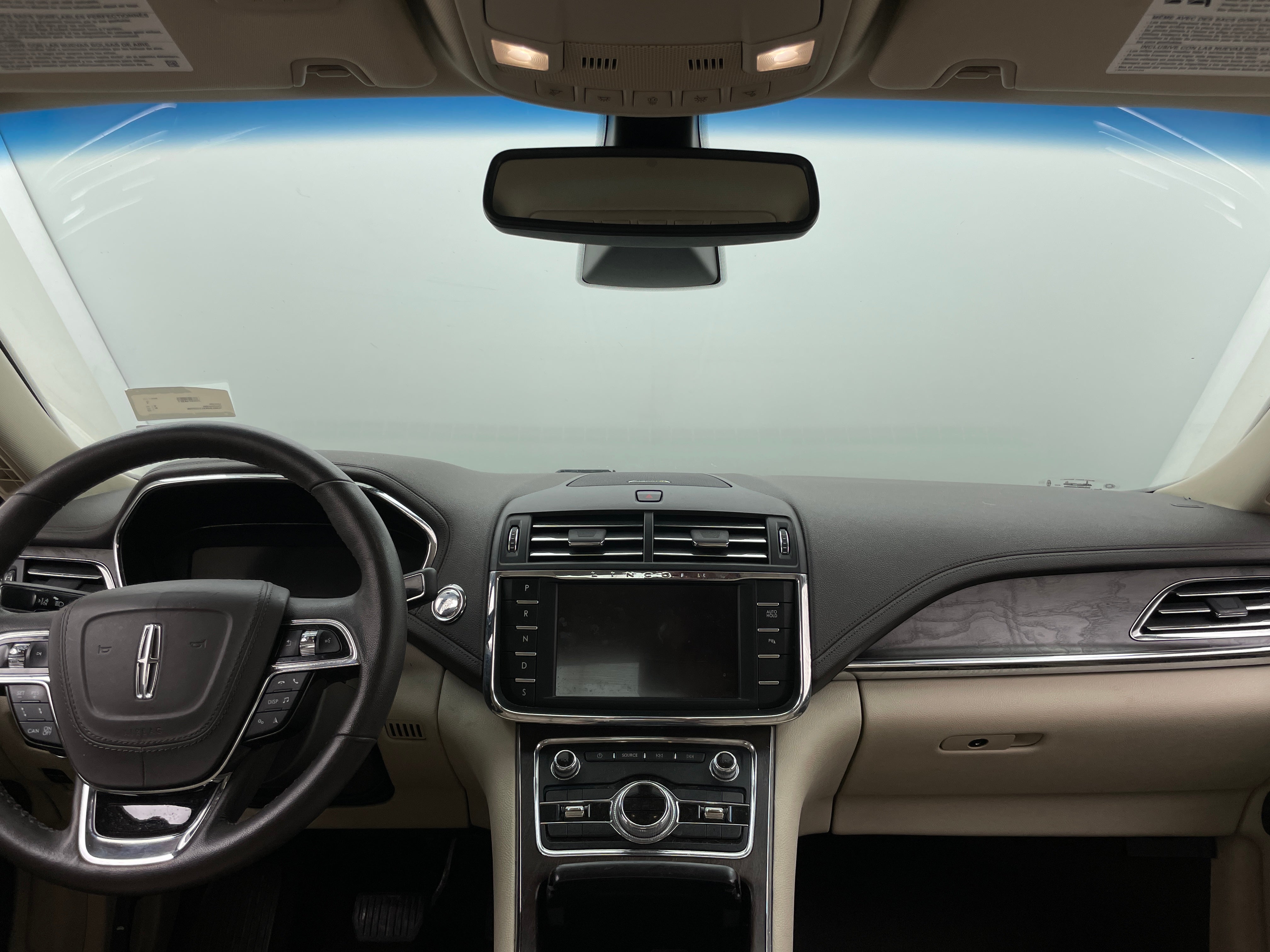 2020 Lincoln Continental Base 2
