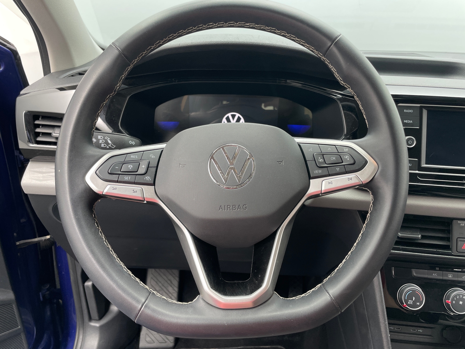 Thumbnail: 2024 Volkswagen Taos - 5