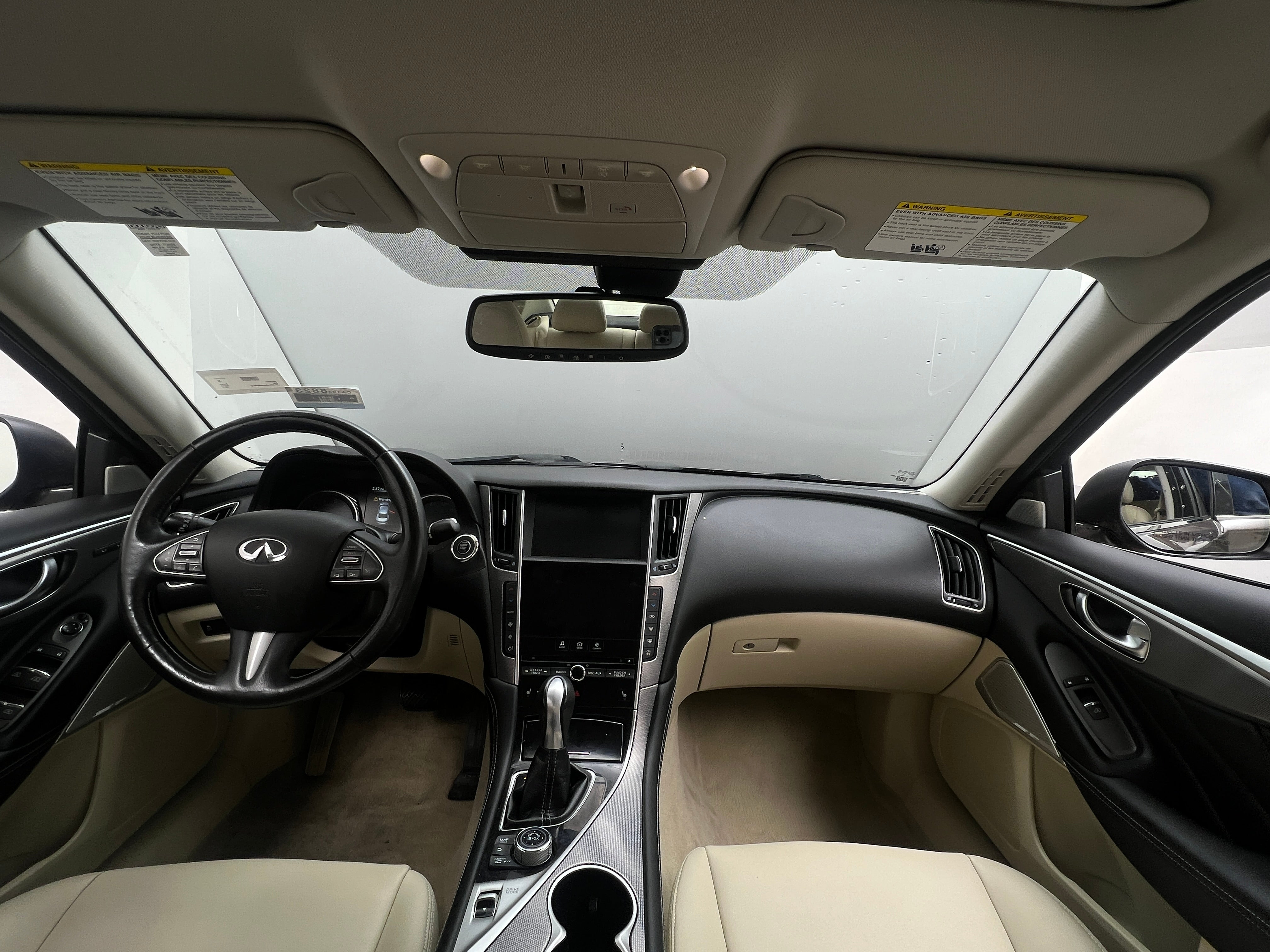 2017 INFINITI Q50 Premium 2
