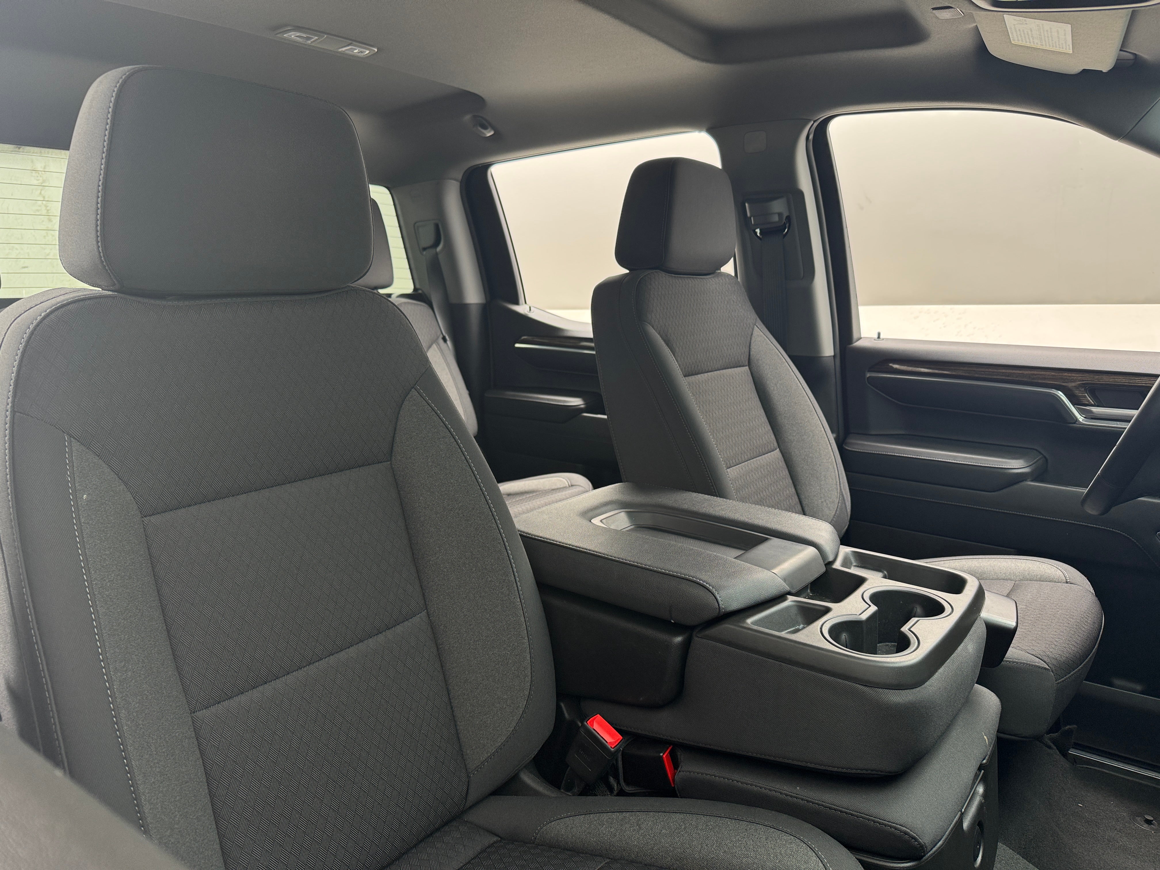 2023 GMC Sierra 1500 Elevation 2