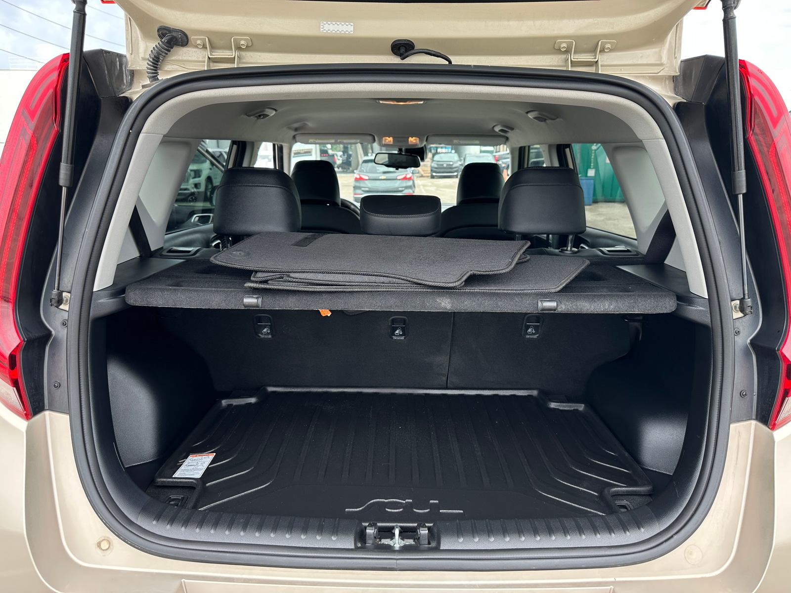 Thumbnail: 2020 Kia Soul - 7