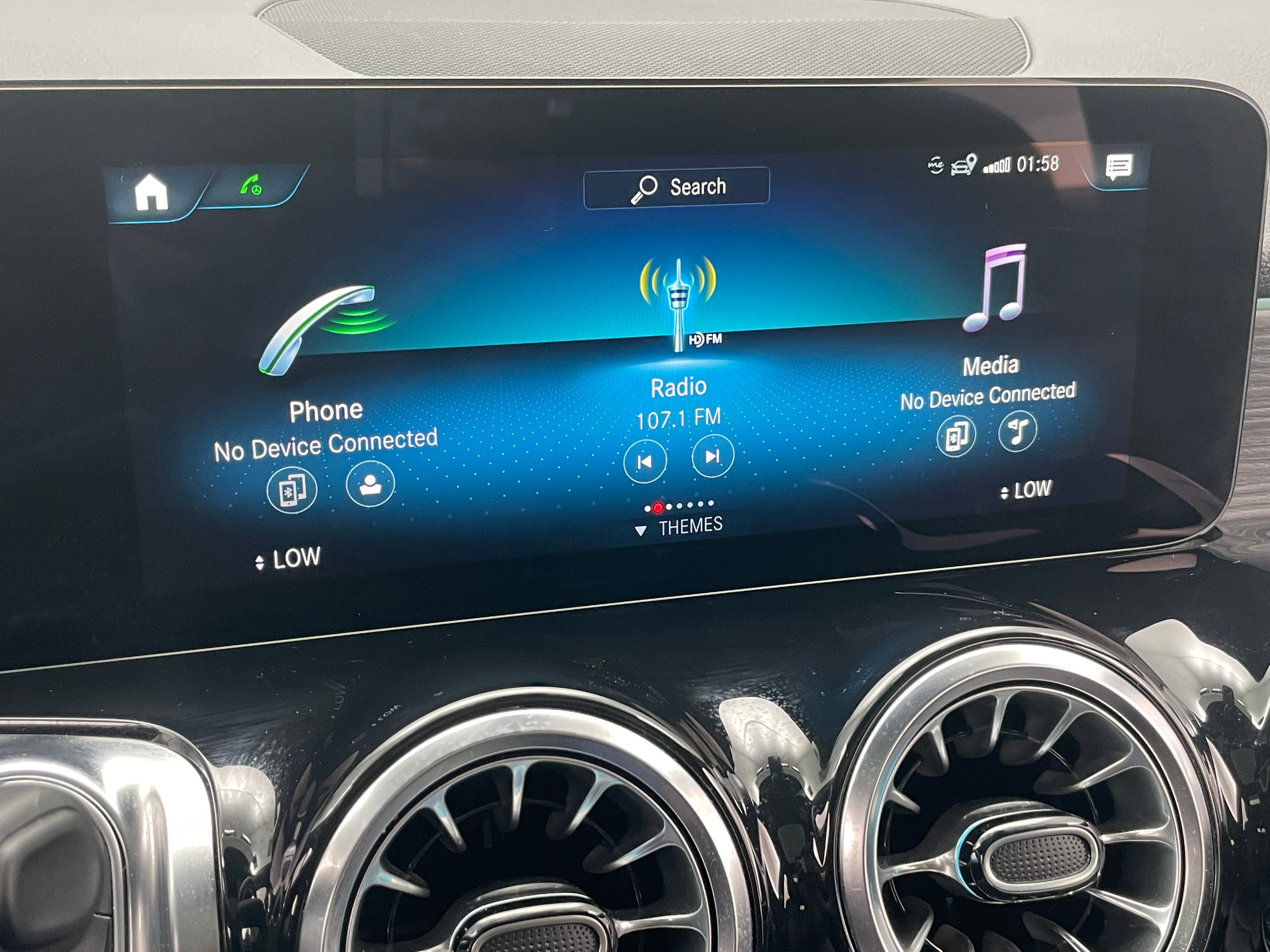 2023 Mercedes-Benz GLB 250 3