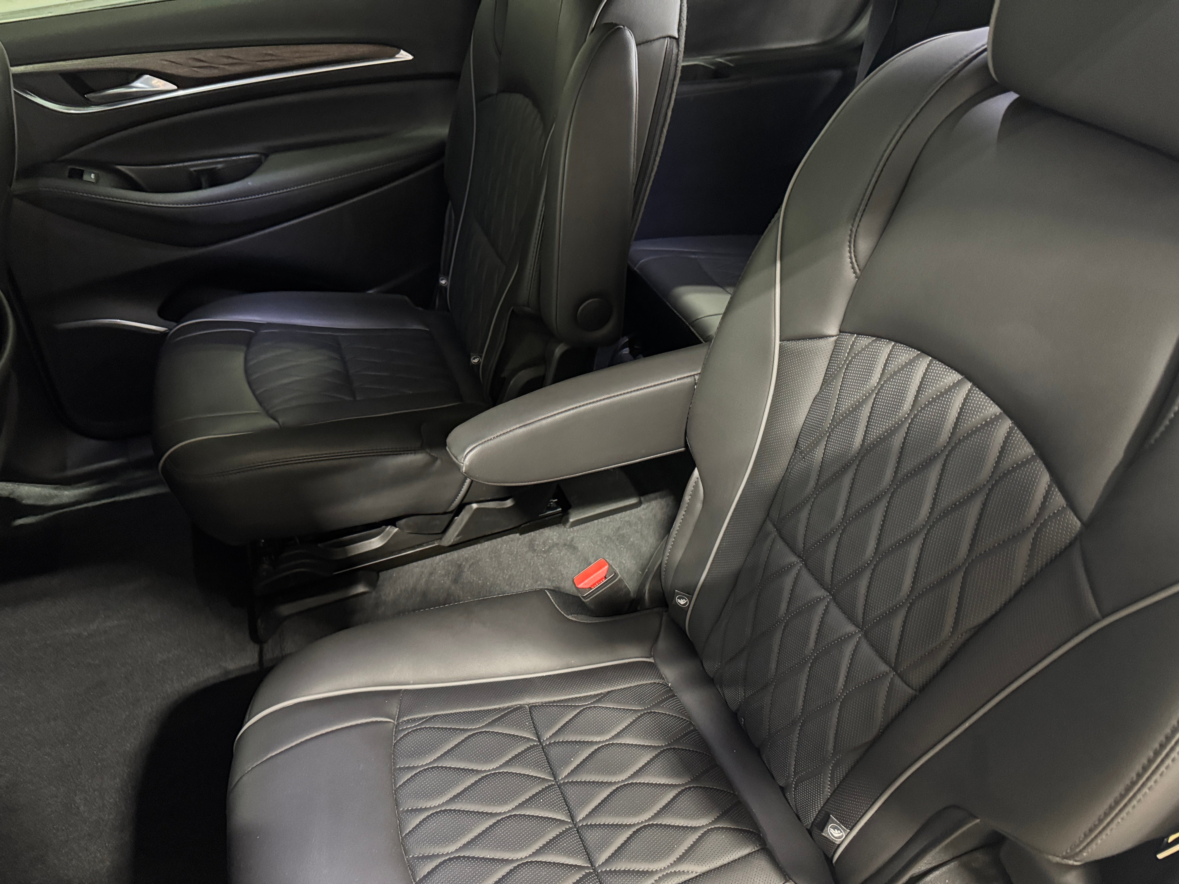 2023 Buick Enclave Avenir 5