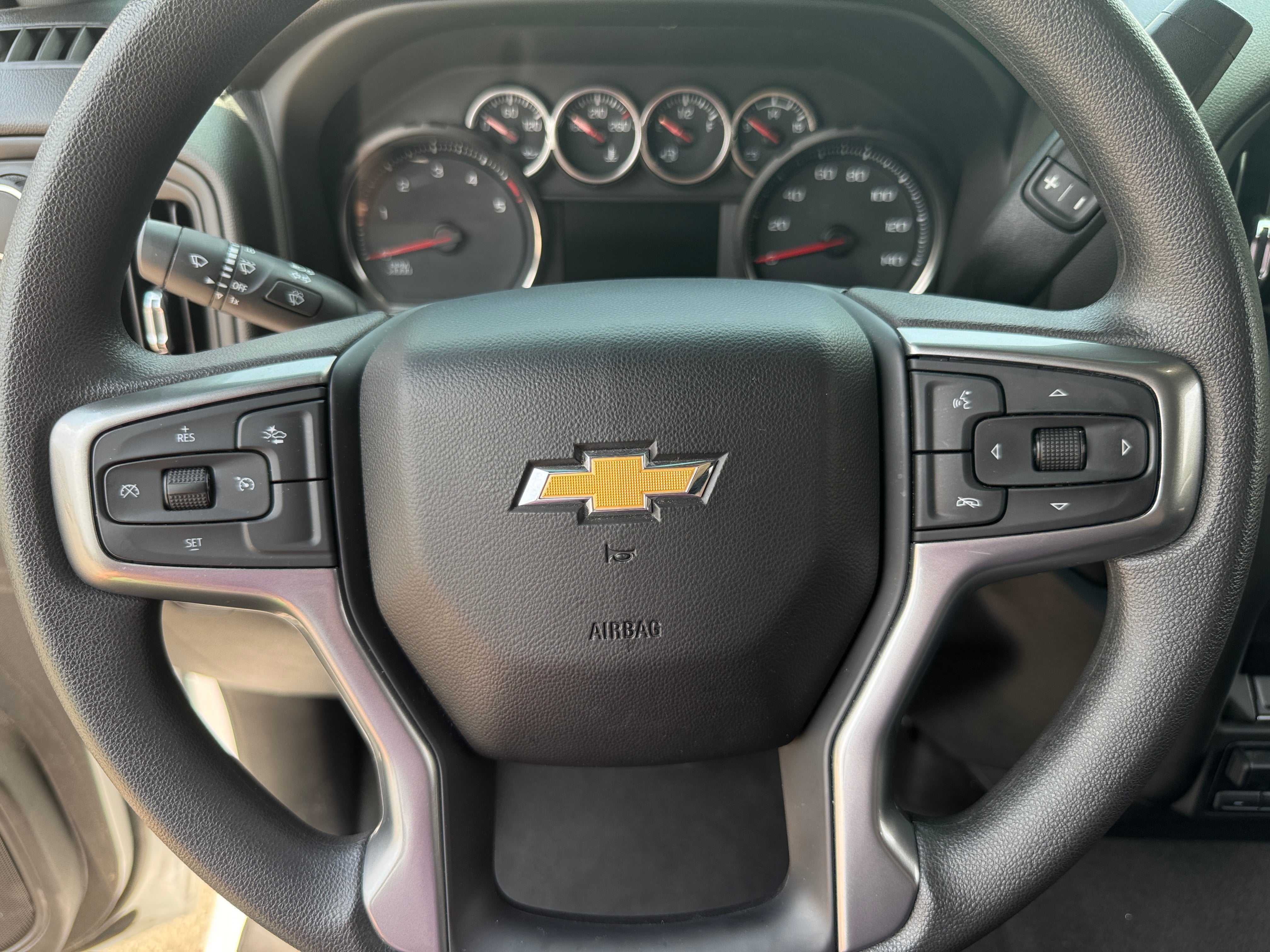 2023 Chevrolet Silverado 2500 Custom 5